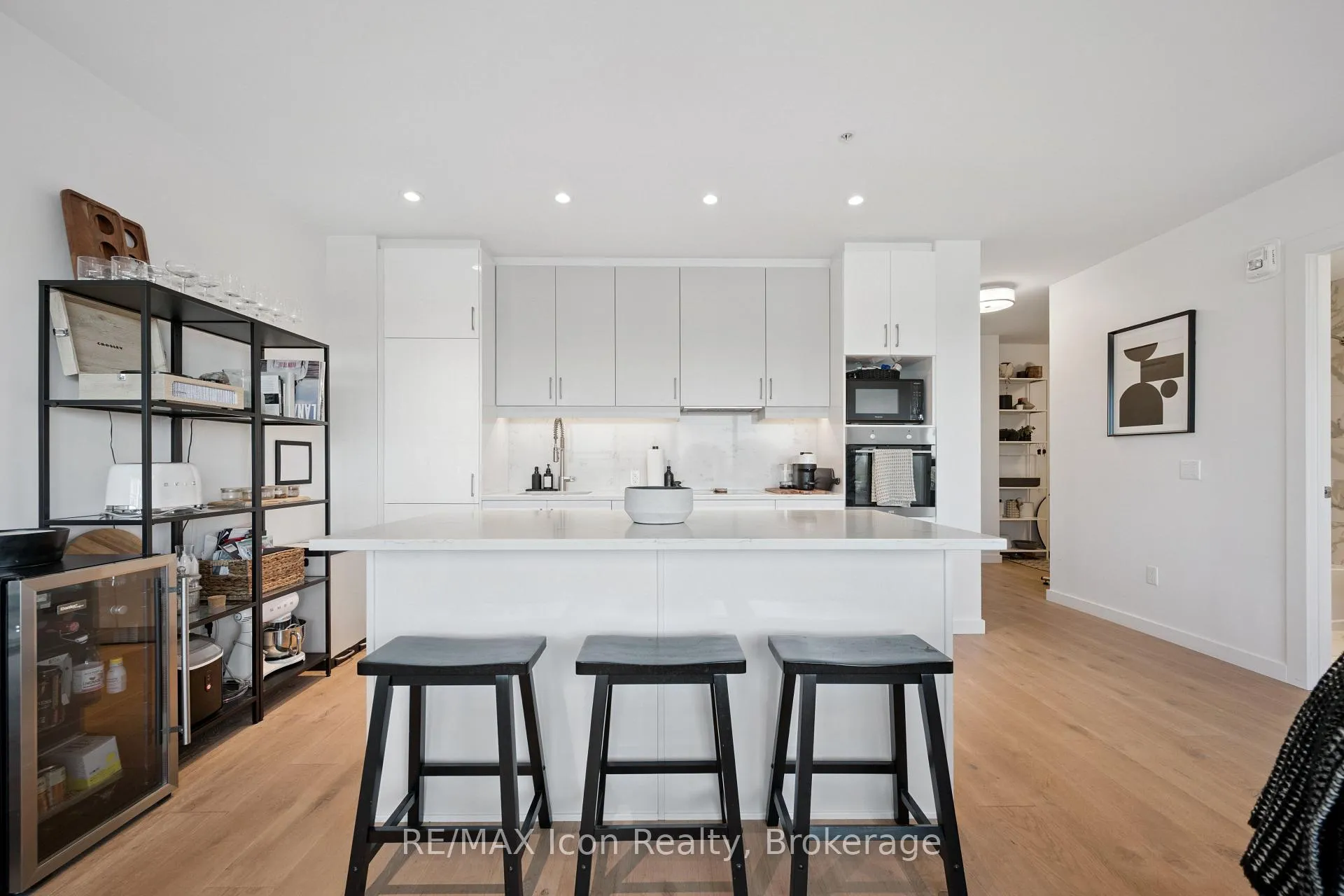 Photo 11 of Unit 1105, 181 King Street S, Waterloo — HOMEH