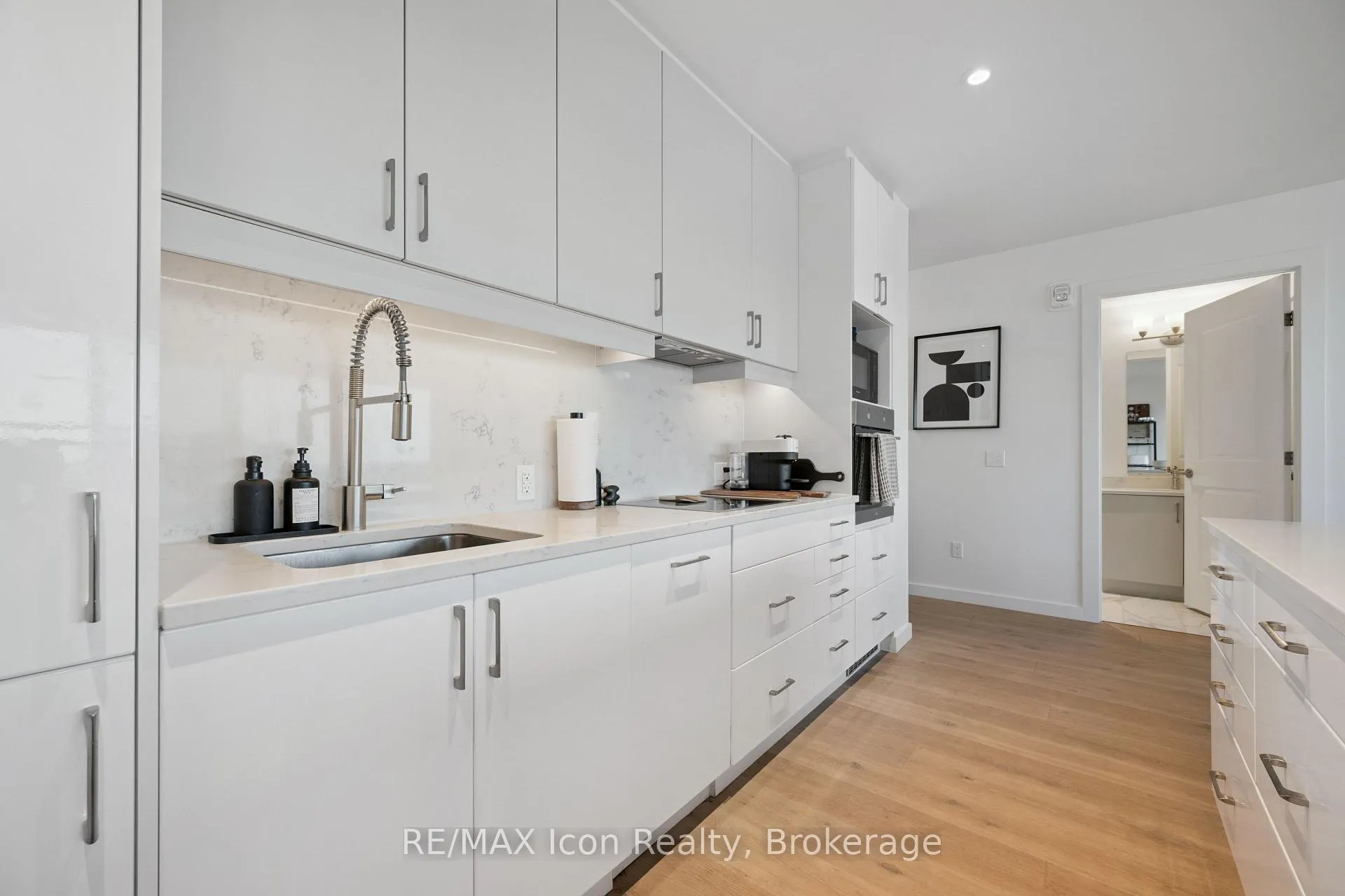 Photo 13 of Unit 1105, 181 King Street S, Waterloo — HOMEH