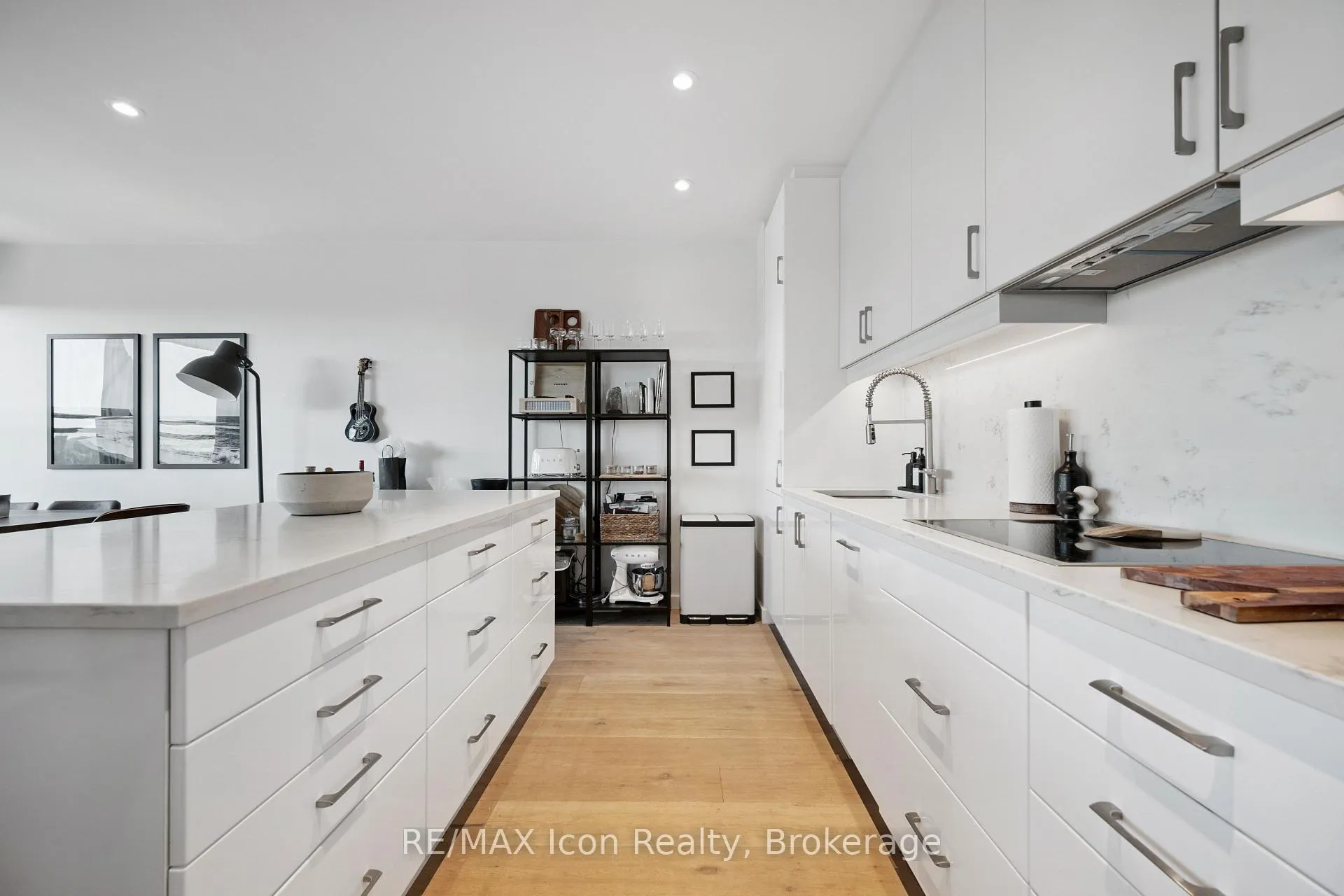 Photo 15 of Unit 1105, 181 King Street S, Waterloo — HOMEH