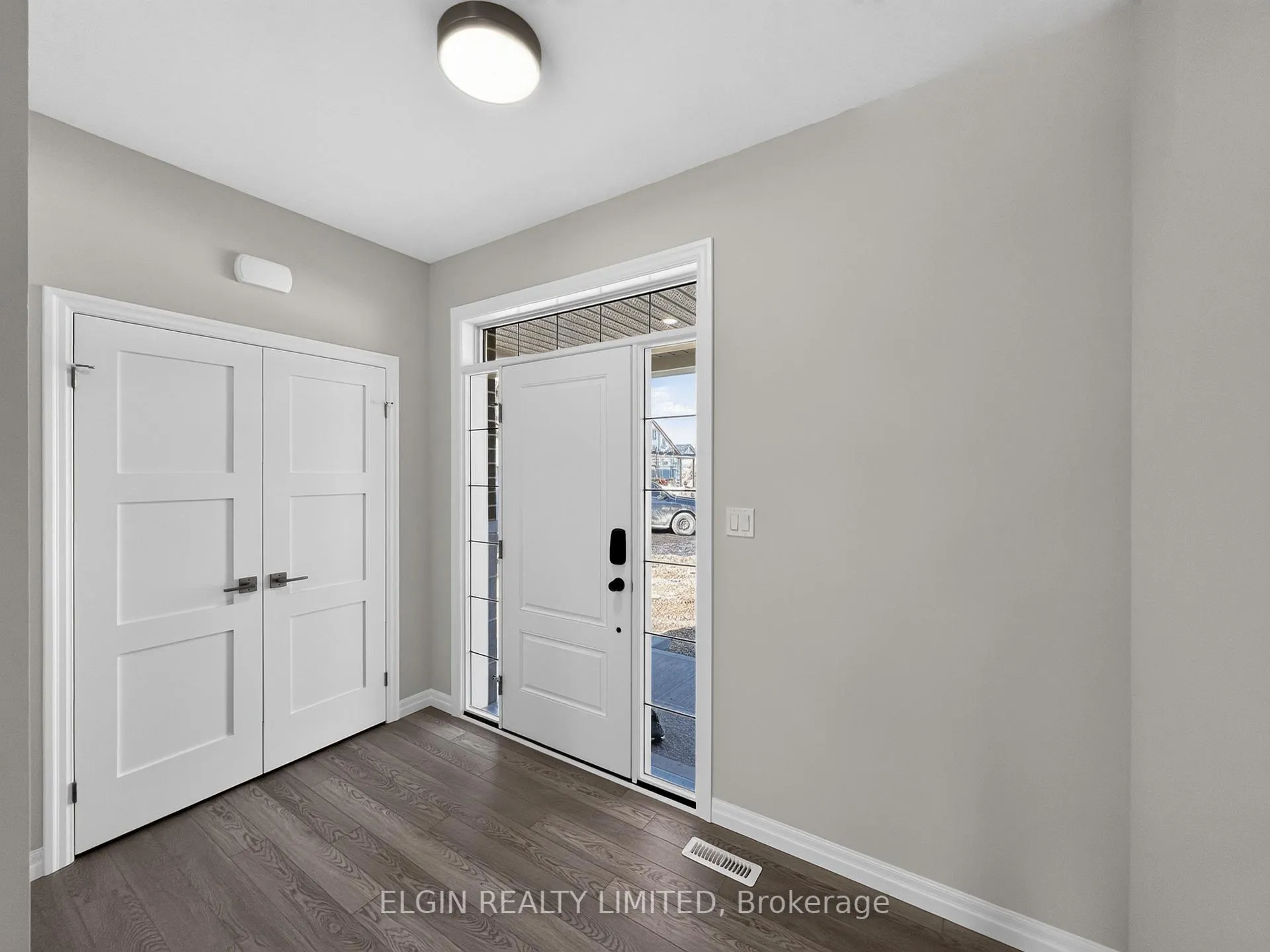 Photo 2 of 9 Horizon Court, Central Elgin, Rural Central Elgin — HOMEH