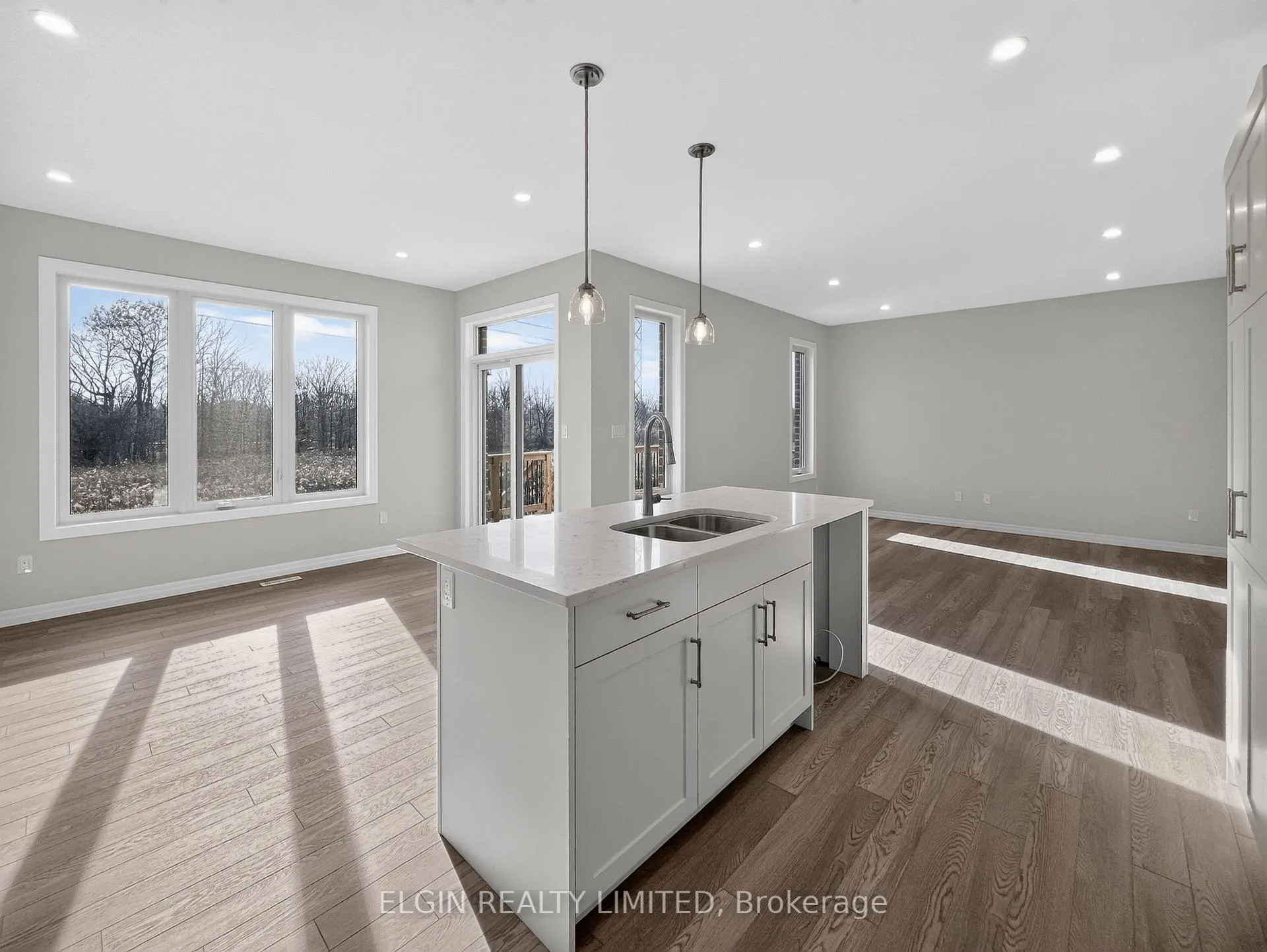 Photo 8 of 9 Horizon Court, Central Elgin, Rural Central Elgin — HOMEH
