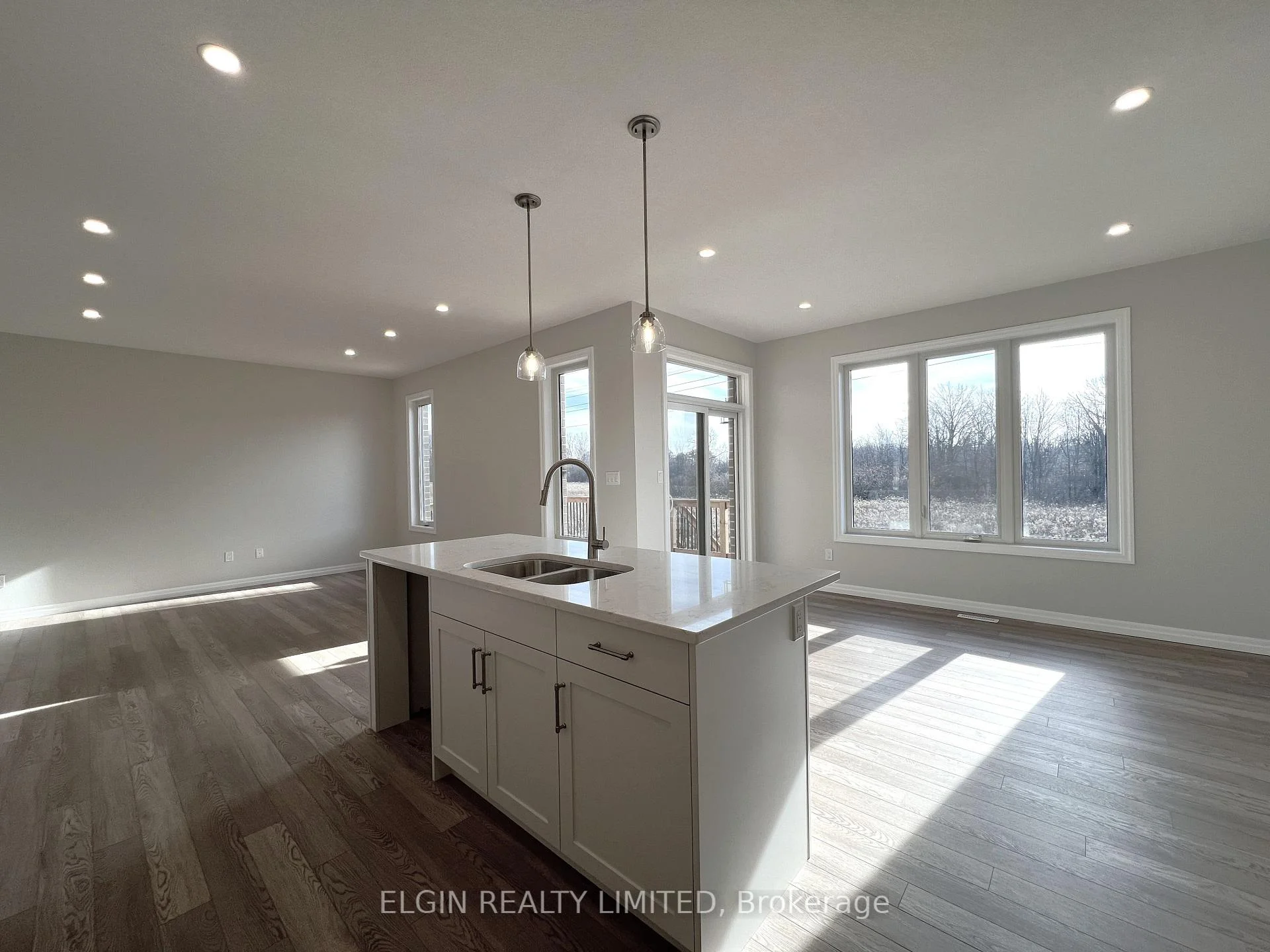 Photo 12 of 10 Horizon Court, Central Elgin, Rural Central Elgin — HOMEH