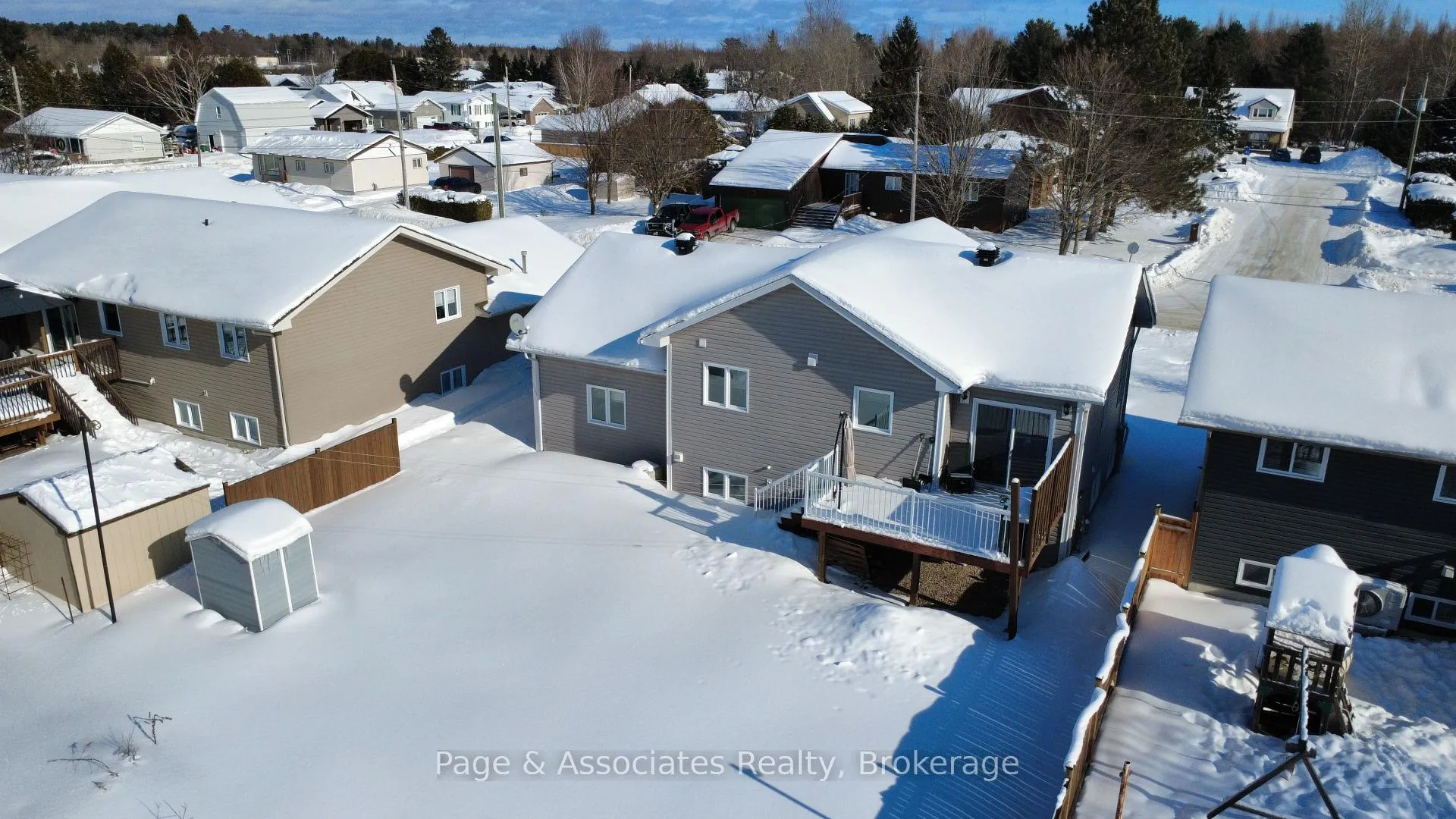 Photo 3 of 239 Park Street, West Nipissing, Sturgeon Falls — HOMEH