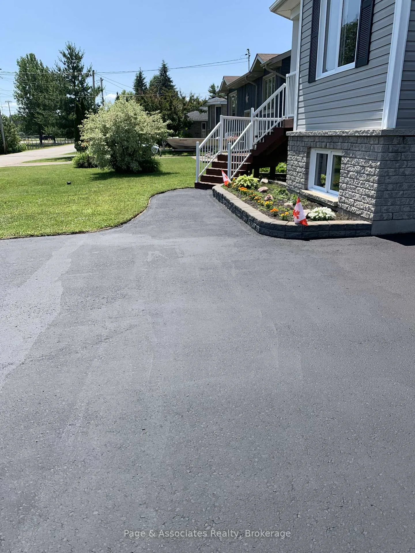 Photo 36 of 239 Park Street, West Nipissing, Sturgeon Falls — HOMEH