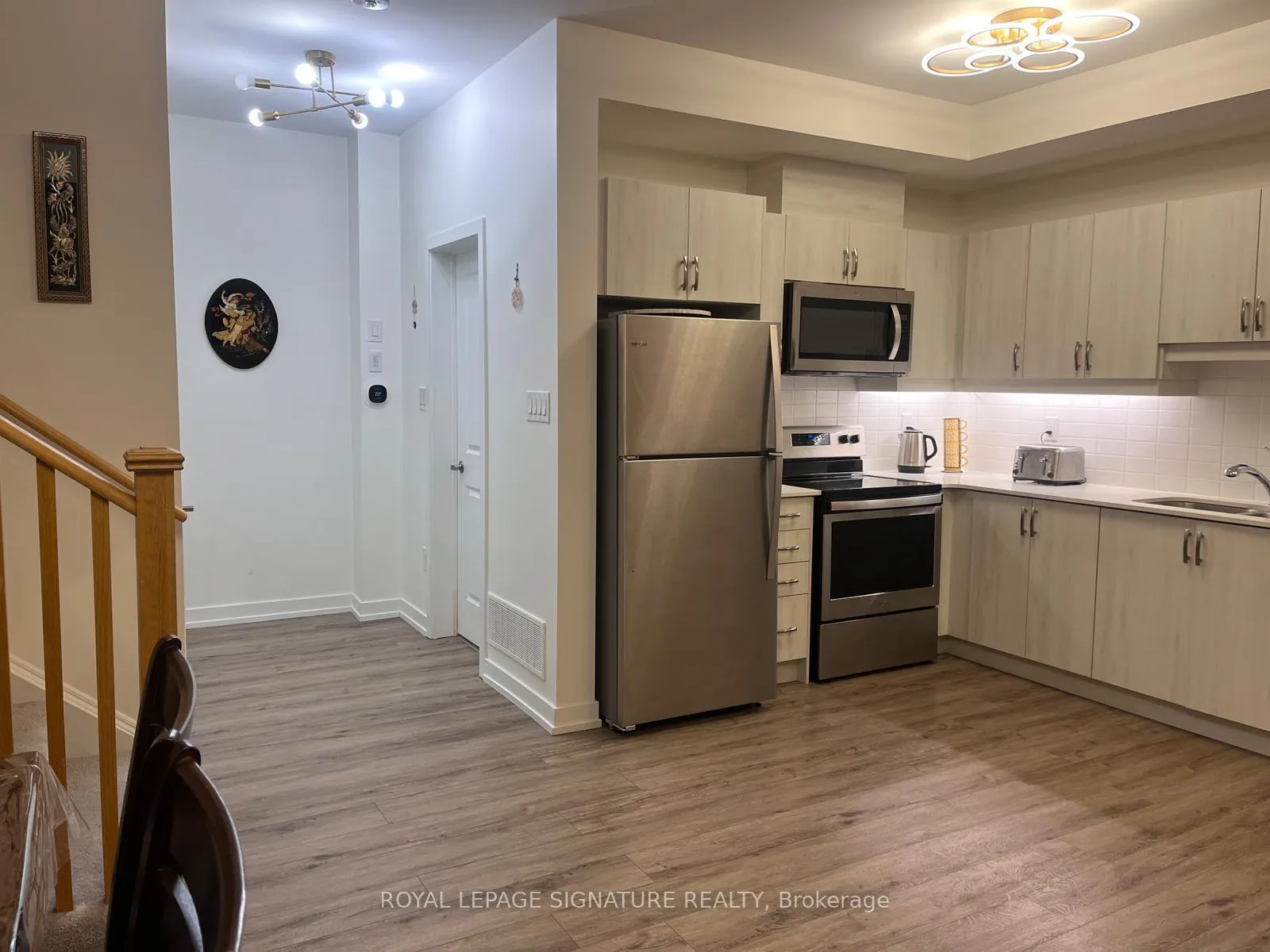 Photo 12 of 5 Antrin Street, Vaughan, Vaughan Grove — HOMEH