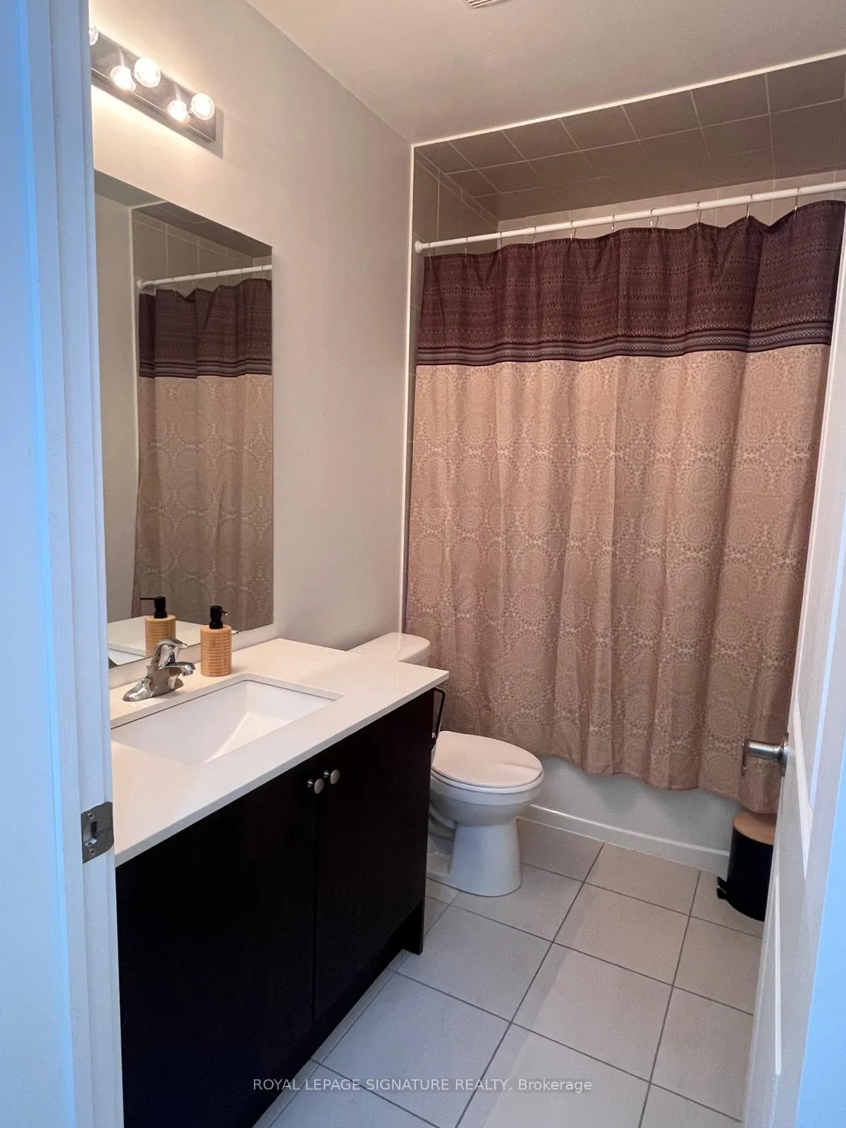 Photo 13 of 5 Antrin Street, Vaughan, Vaughan Grove — HOMEH