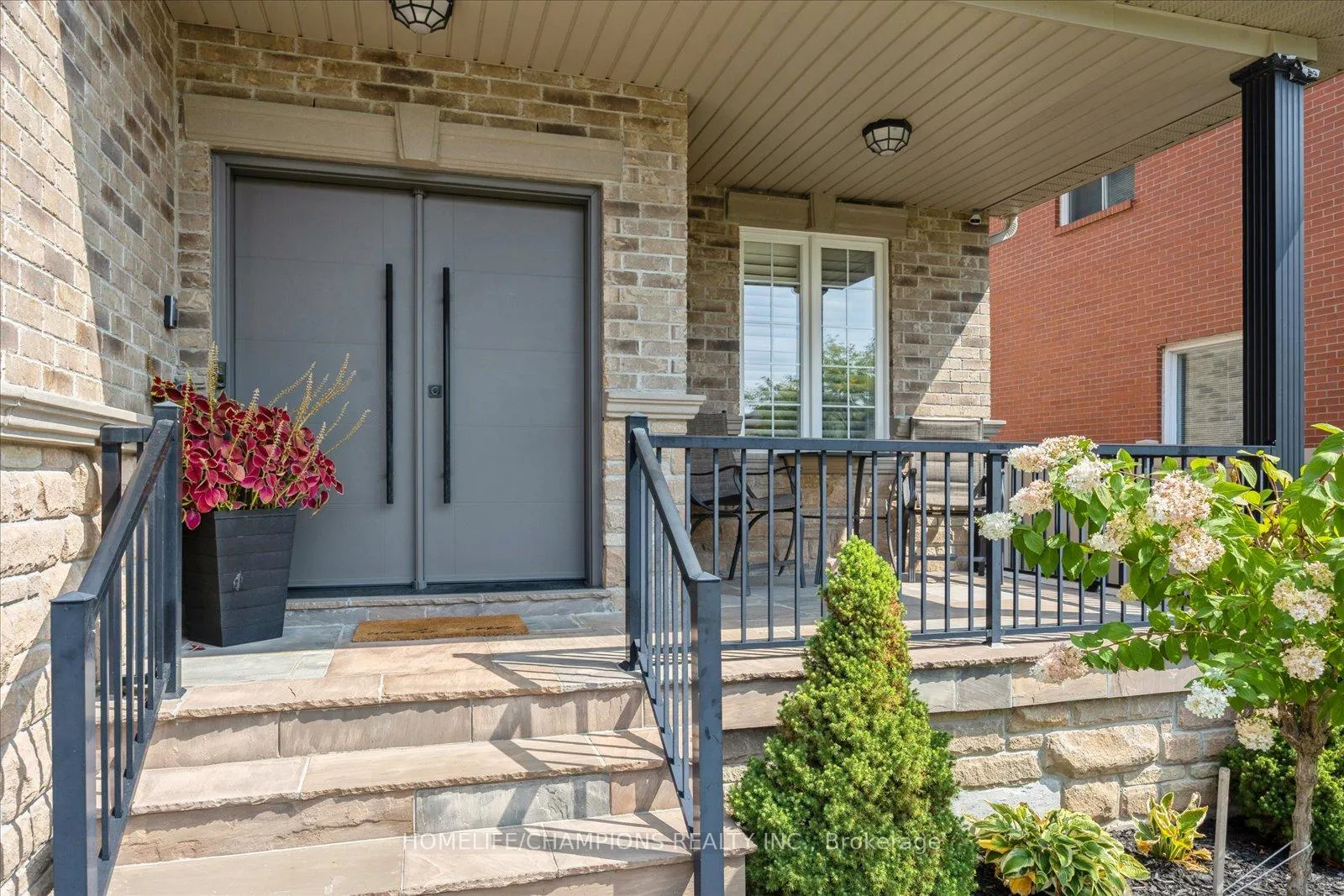 Photo 3 of 1612 Sandhurst Crescent, Pickering, Highbush — HOMEH
