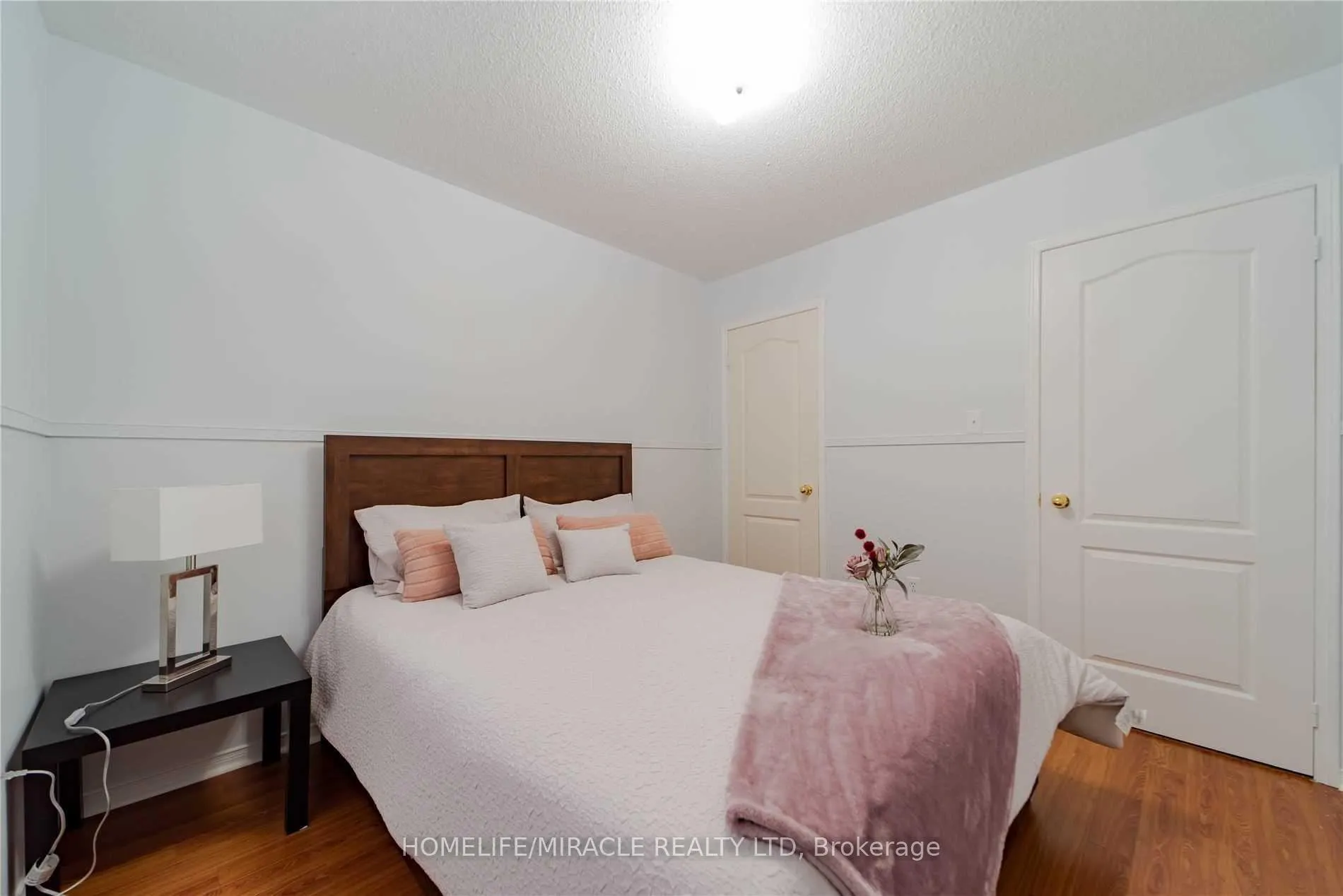 Photo 7 of 60 Brentcliff Drive, Brampton, Fletcher's Meadow — HOMEH