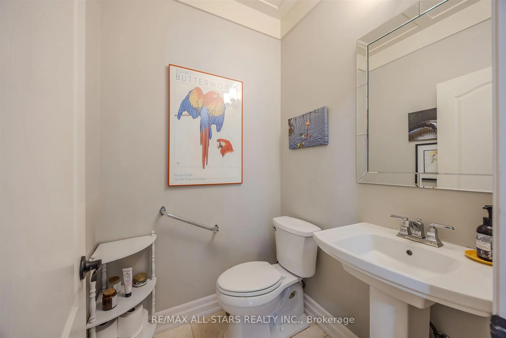 Photo 17 of 15 Glenn Gould Crescent, Uxbridge — HOMEH