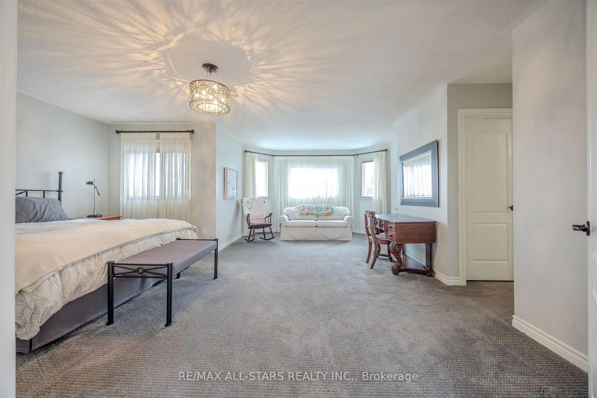 Photo 21 of 15 Glenn Gould Crescent, Uxbridge — HOMEH