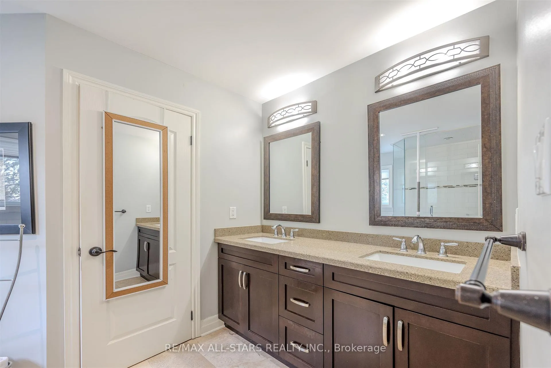 Photo 27 of 15 Glenn Gould Crescent, Uxbridge — HOMEH