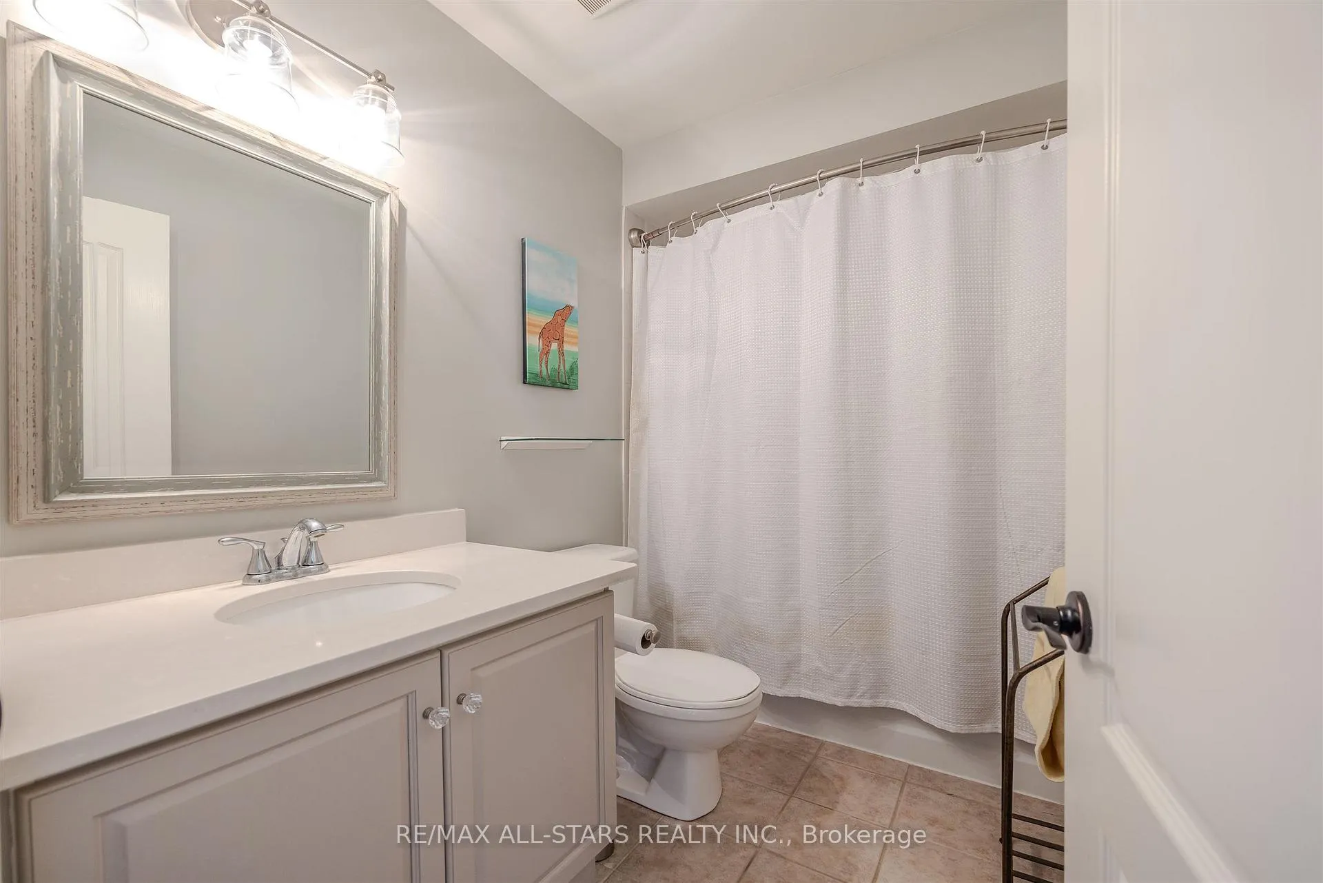 Photo 30 of 15 Glenn Gould Crescent, Uxbridge — HOMEH