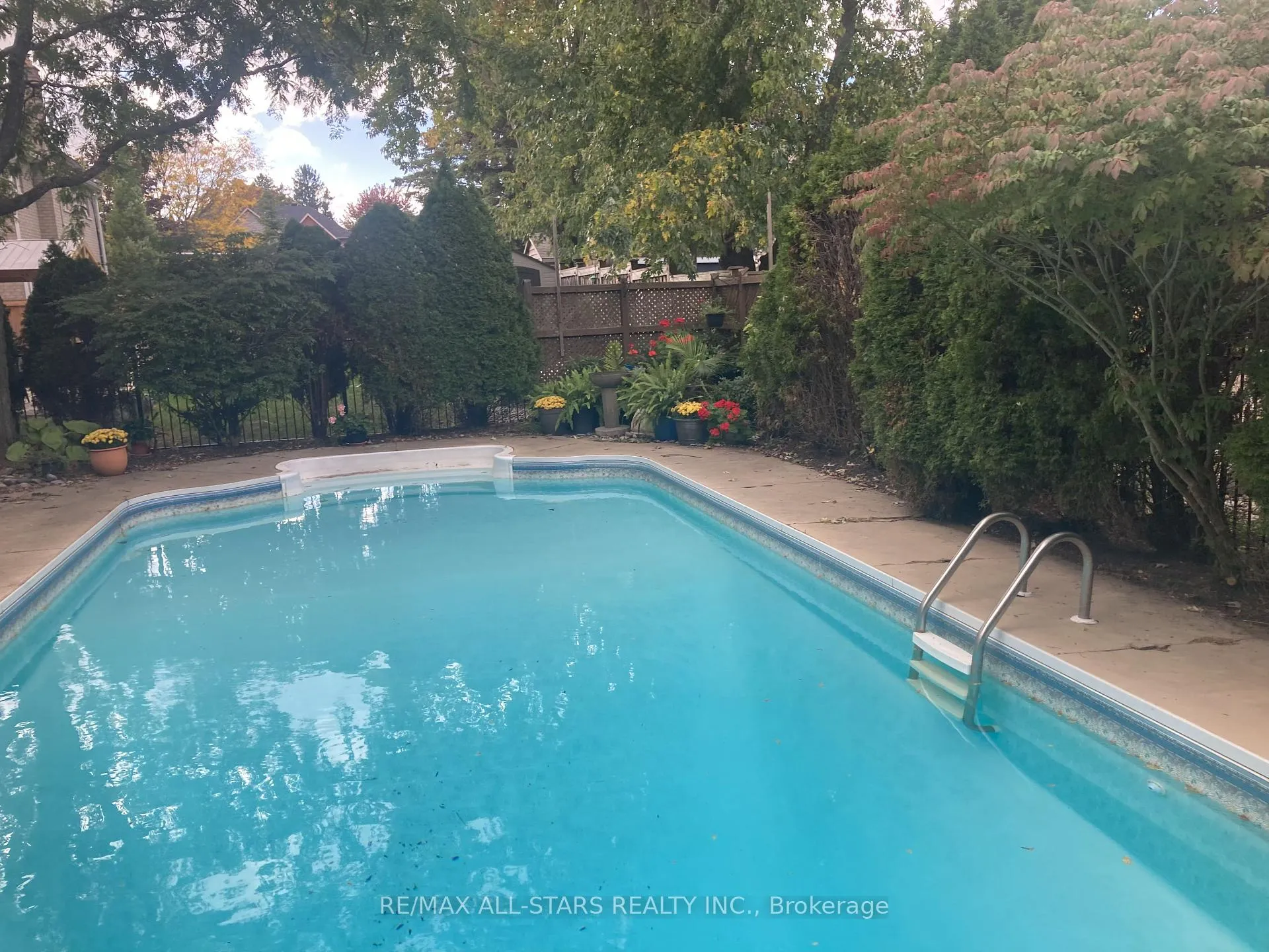 Photo 37 of 15 Glenn Gould Crescent, Uxbridge — HOMEH