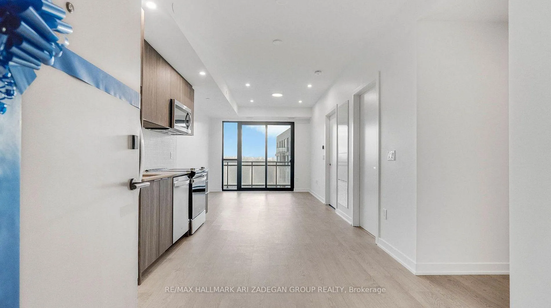 Photo 3 of Unit 409, 720 Whitlock Avenue, Milton, Cobban — HOMEH
