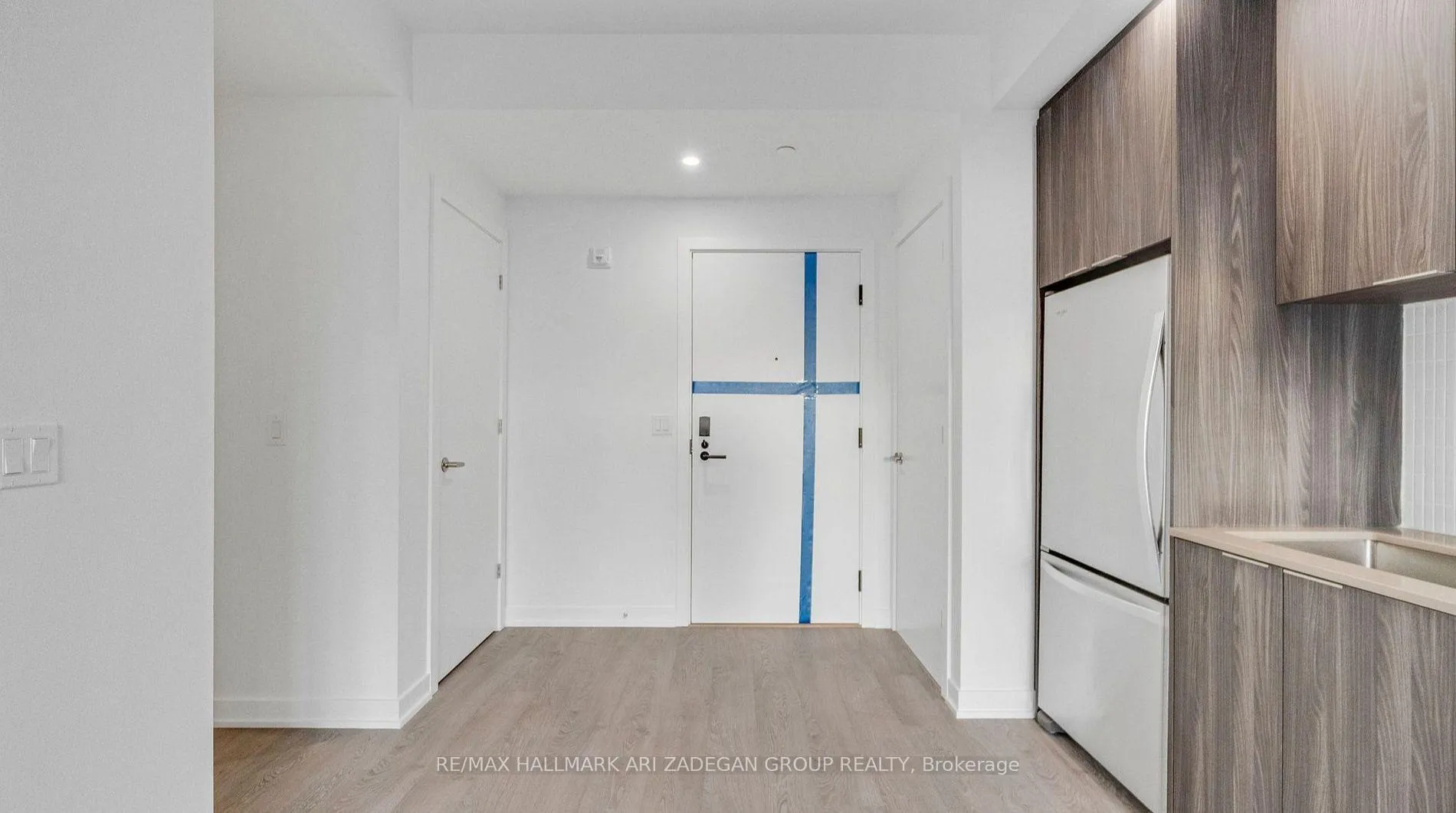 Photo 9 of Unit 409, 720 Whitlock Avenue, Milton, Cobban — HOMEH