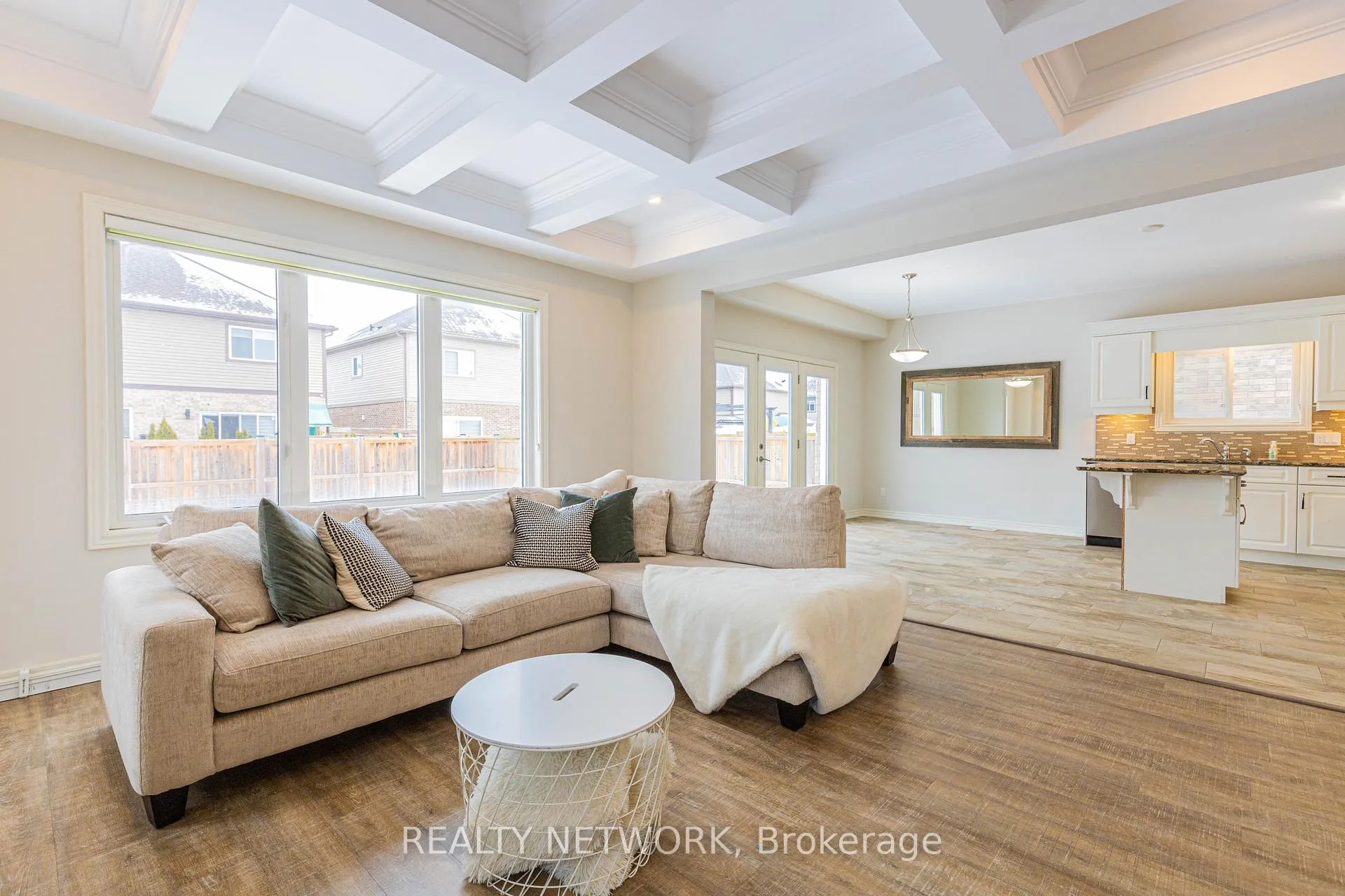 Photo 5 of 70 Spruce Crescent, Welland, Coyle Creek — HOMEH
