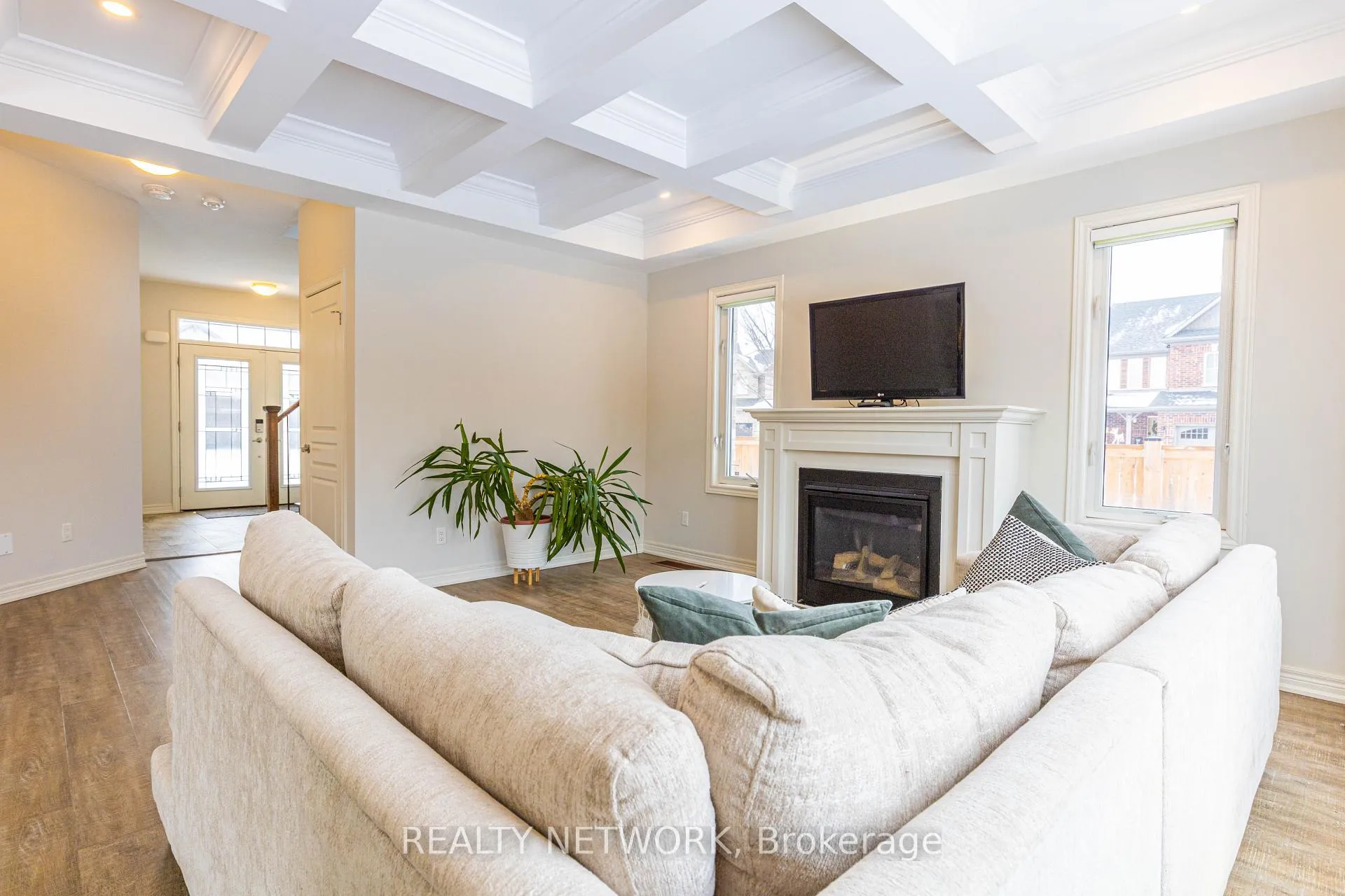 Photo 7 of 70 Spruce Crescent, Welland, Coyle Creek — HOMEH