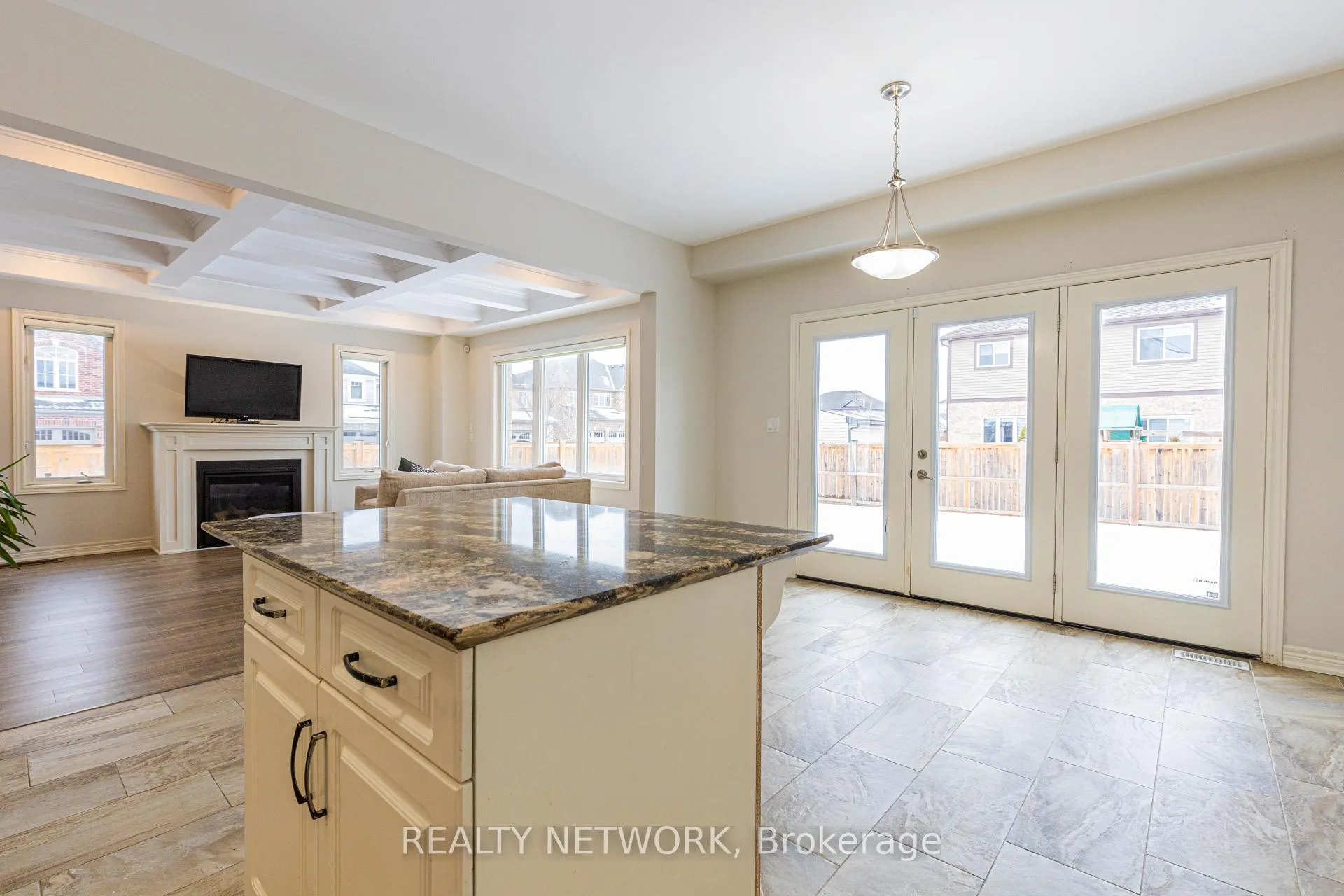 Photo 12 of 70 Spruce Crescent, Welland, Coyle Creek — HOMEH