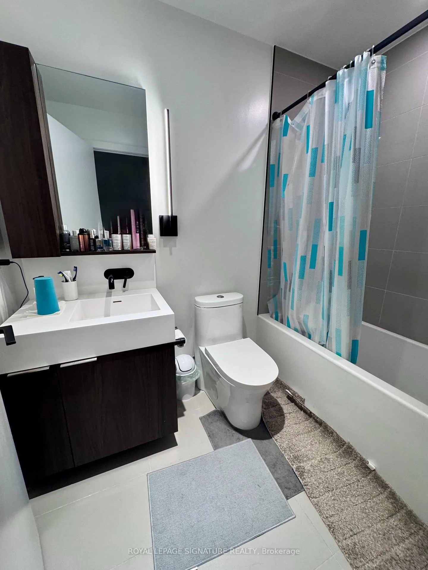 Photo 7 of Unit 1506, 127 Broadway Avenue, Toronto, Mount Pleasant West — HOMEH