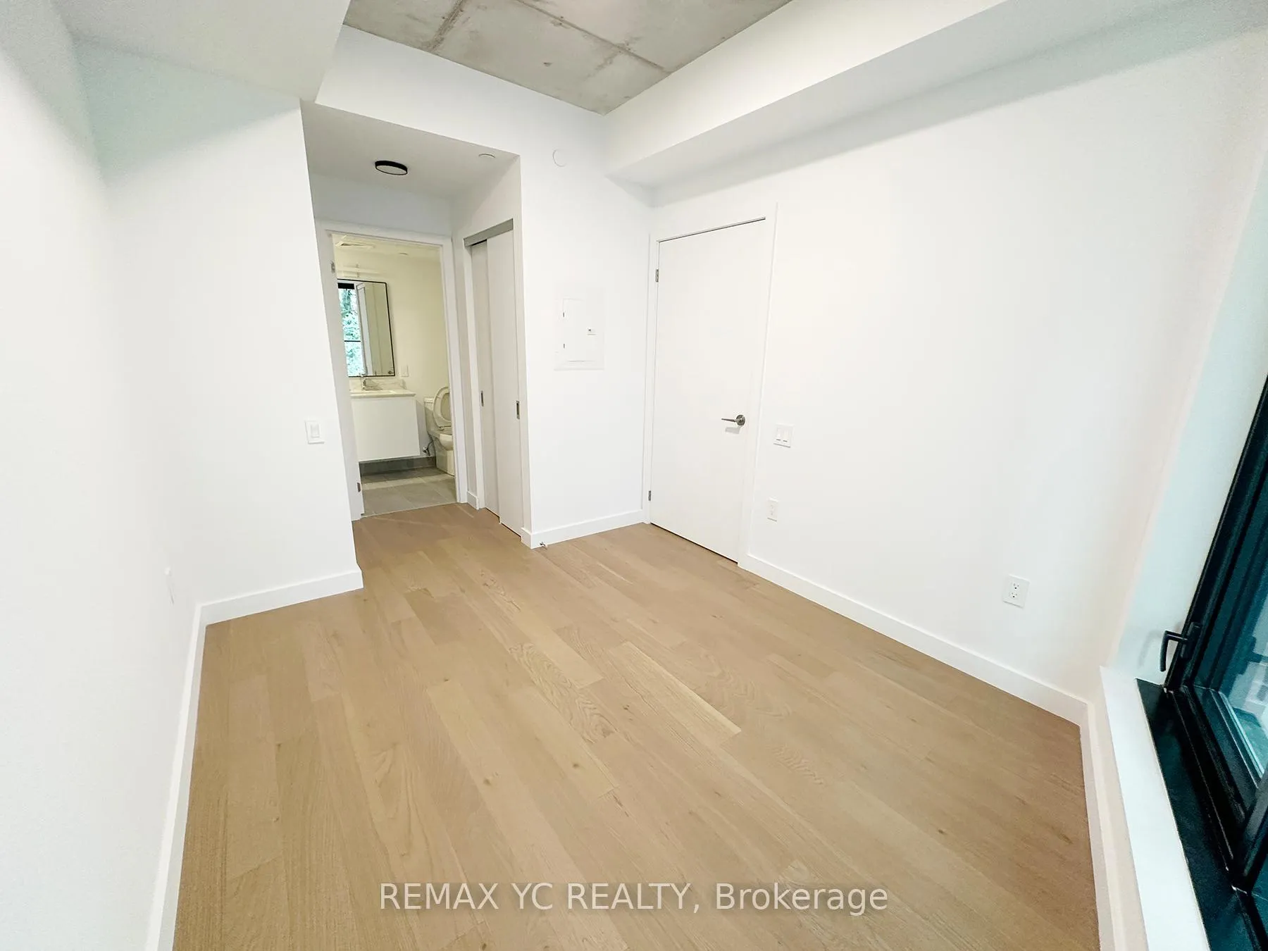Photo 11 of Unit 214, 1720 Bayview Avenue, Toronto, Mount Pleasant East — HOMEH