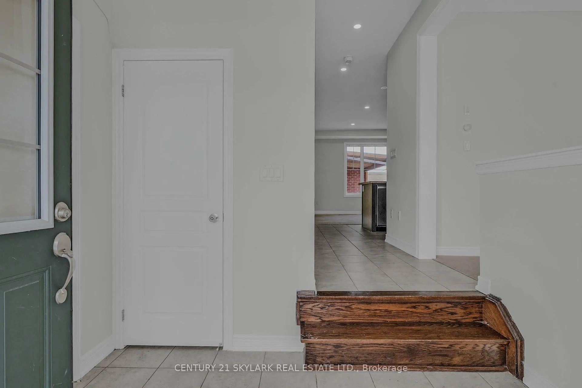 Photo 2 of 4 Primo Road, Brampton, Northwest Brampton — HOMEH