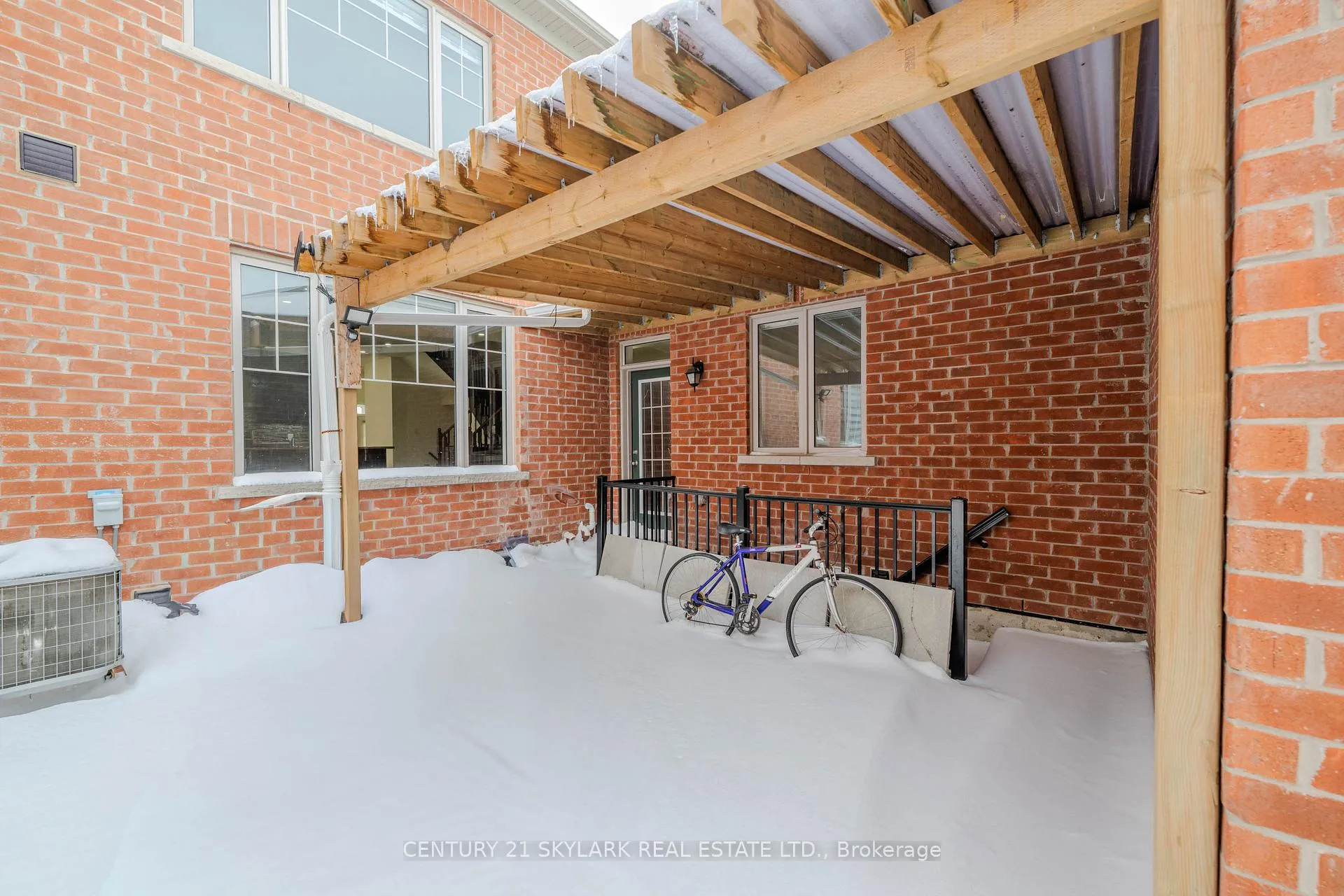 Photo 32 of 4 Primo Road, Brampton, Northwest Brampton — HOMEH