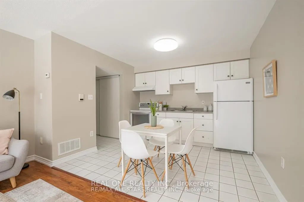 Photo 5 of Unit 26, 1 Testa Road, Uxbridge — HOMEH