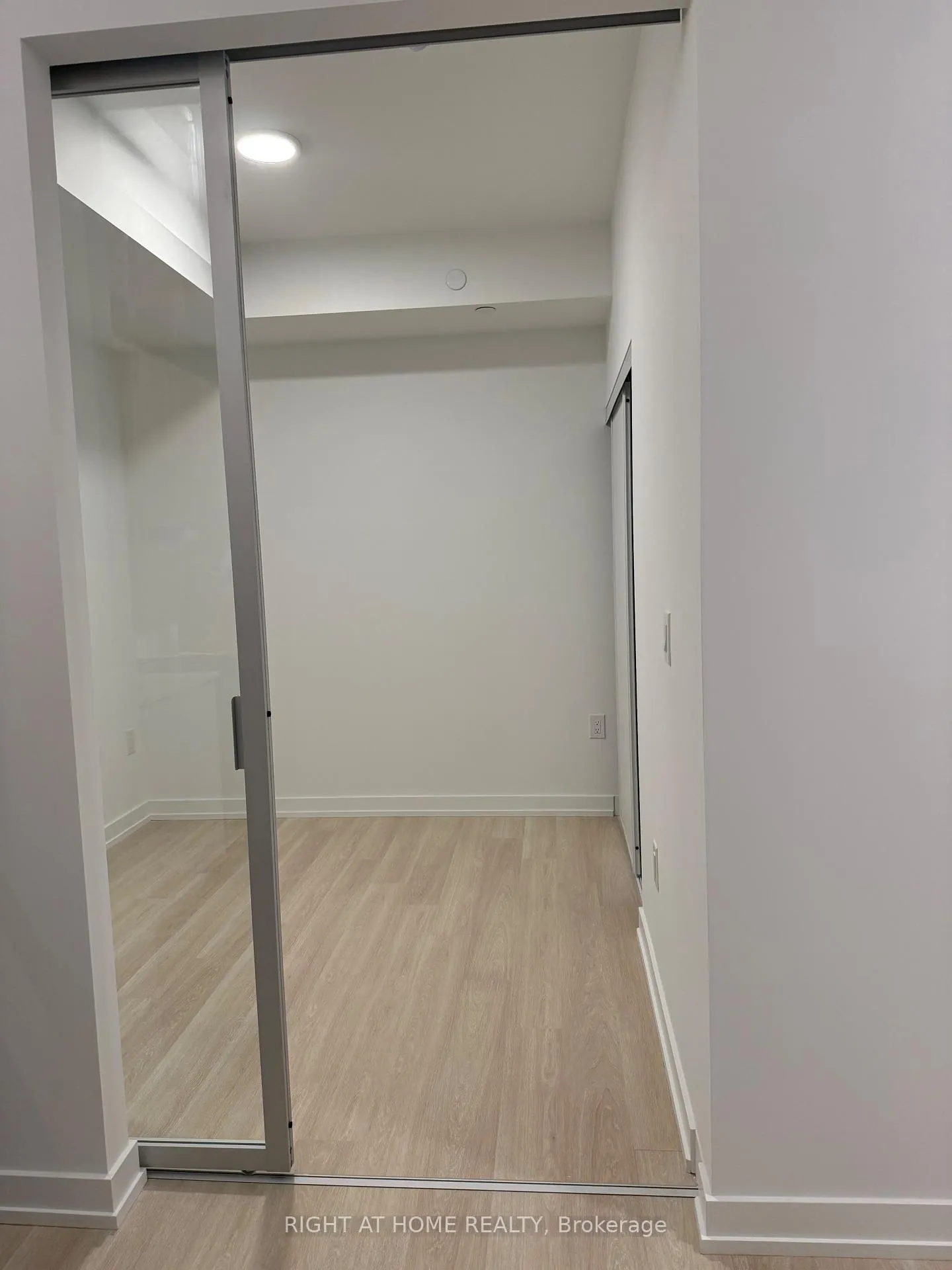 Photo 8 of Unit B909, 9751 Markham Road, Markham, Greensborough — HOMEH