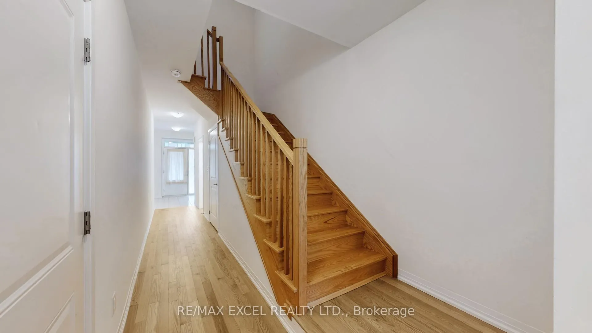 Photo 13 of 85 Robert Eaton Avenue, Markham, Middlefield — HOMEH