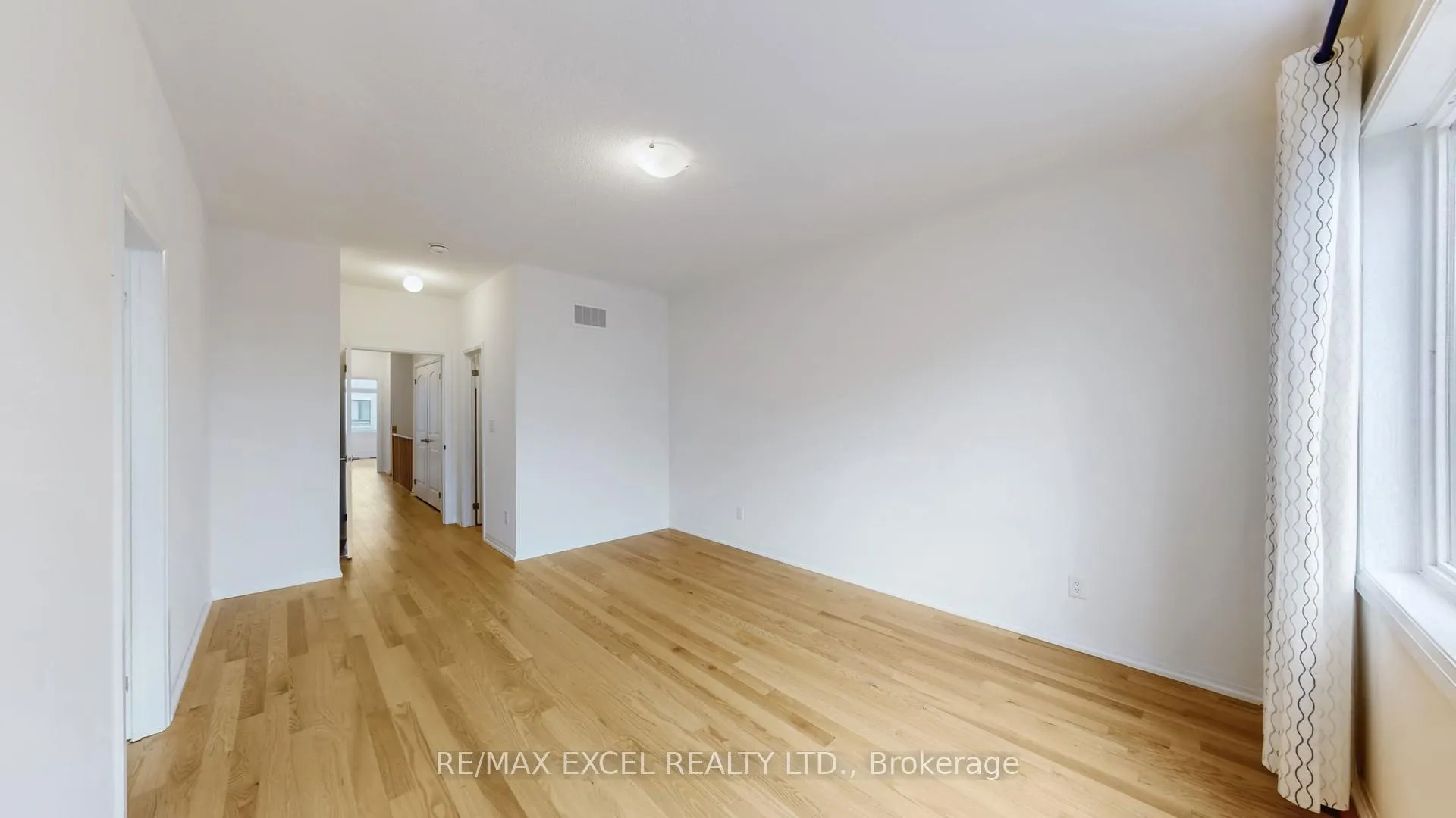 Photo 19 of 85 Robert Eaton Avenue, Markham, Middlefield — HOMEH
