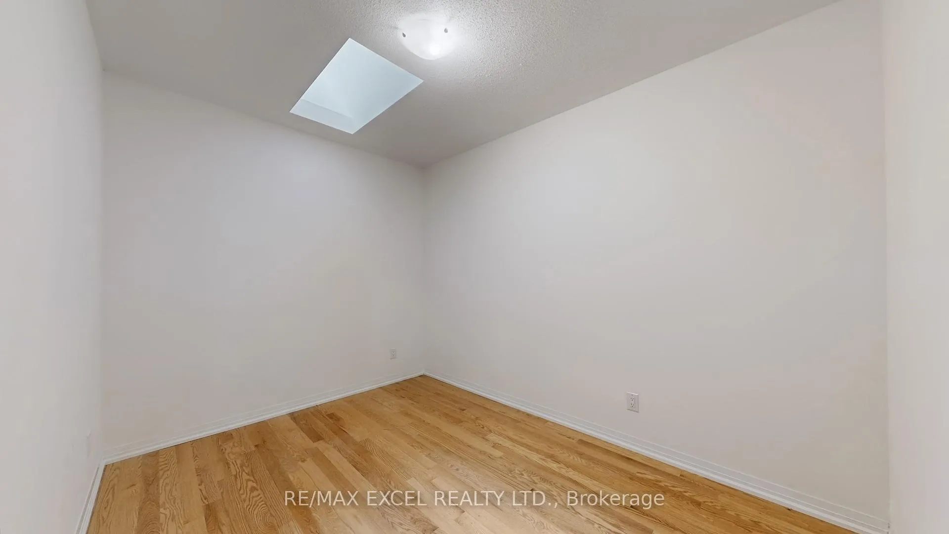 Photo 30 of 85 Robert Eaton Avenue, Markham, Middlefield — HOMEH