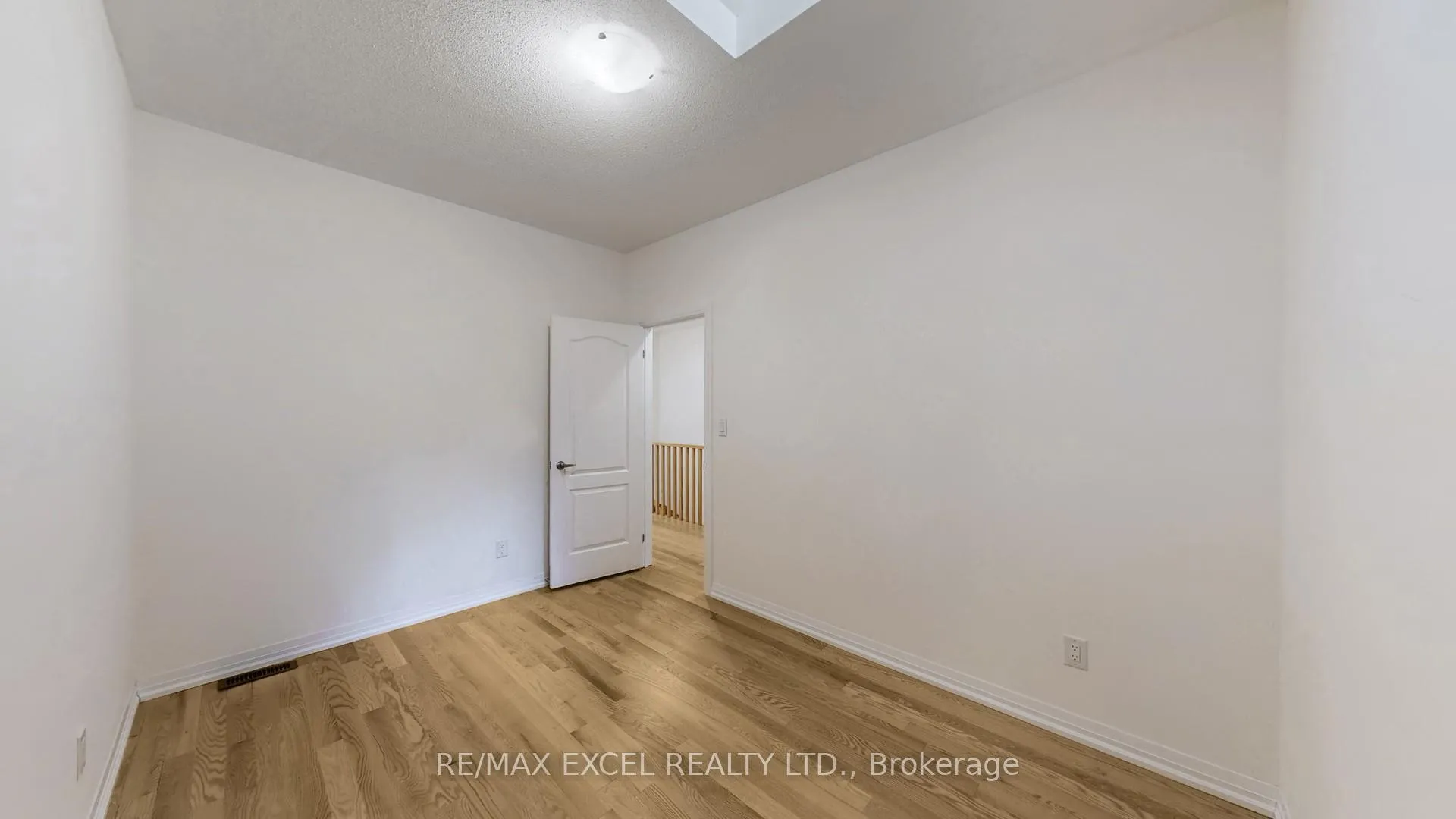 Photo 31 of 85 Robert Eaton Avenue, Markham, Middlefield — HOMEH