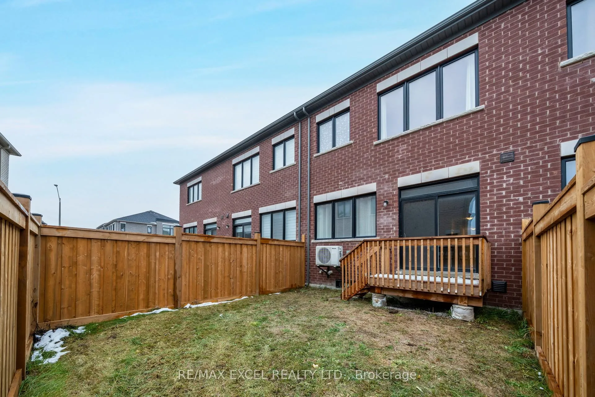 Photo 42 of 85 Robert Eaton Avenue, Markham, Middlefield — HOMEH