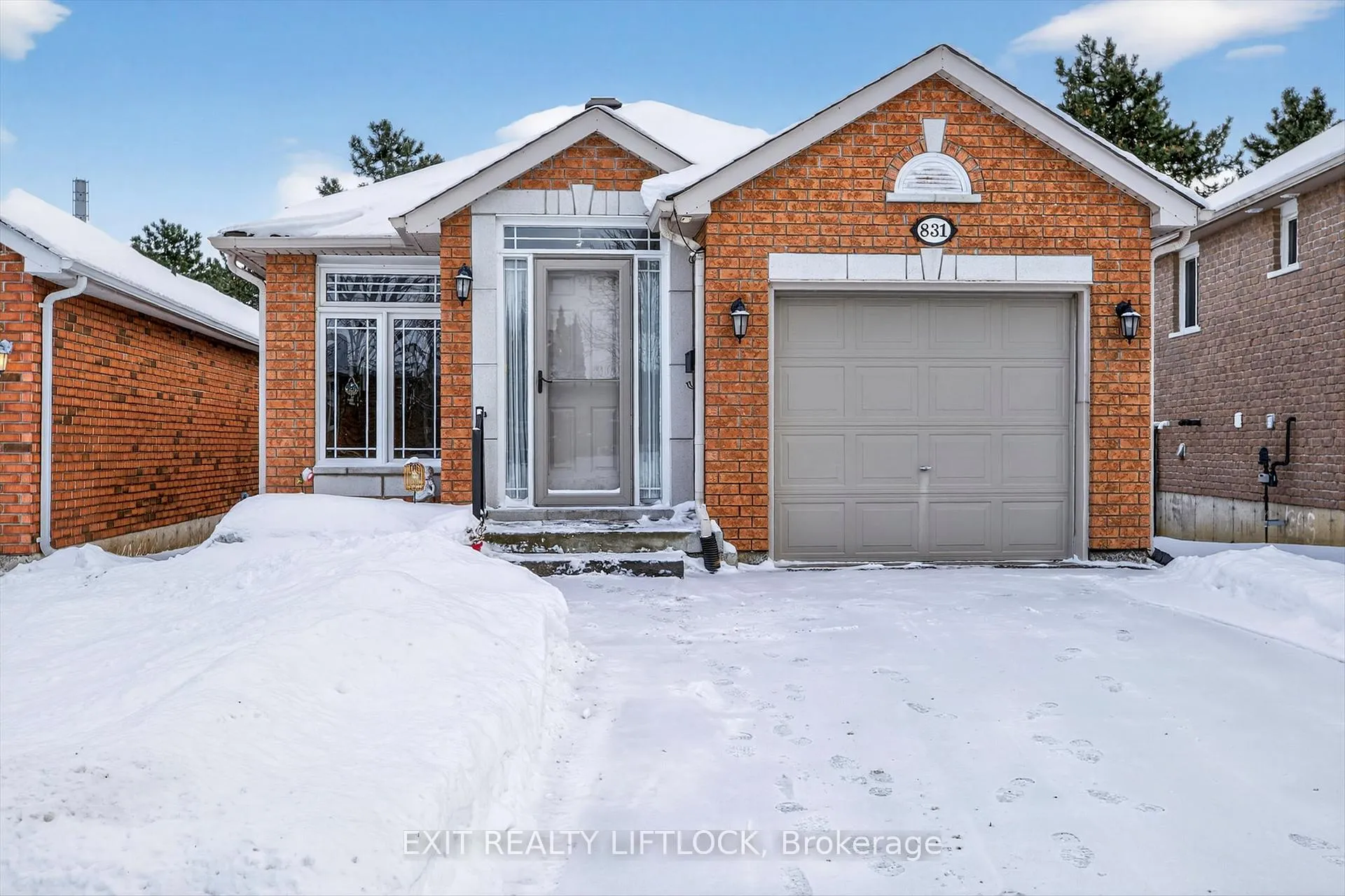 Photo 1 of 831 Wentworth Street, Peterborough, Otonabee Ward 1 — HOMEH