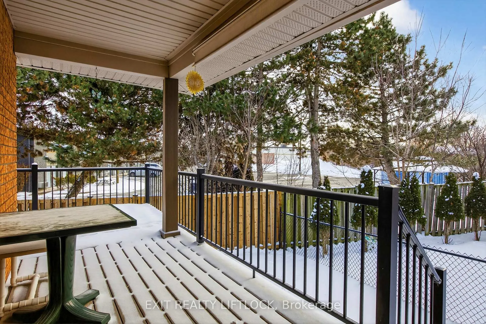 Photo 32 of 831 Wentworth Street, Peterborough, Otonabee Ward 1 — HOMEH