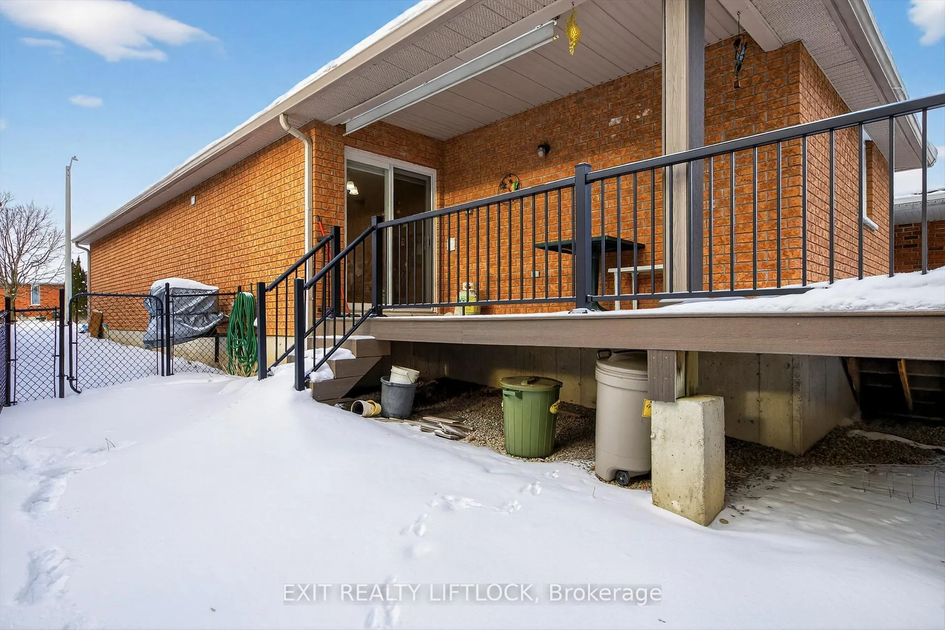 Photo 34 of 831 Wentworth Street, Peterborough, Otonabee Ward 1 — HOMEH
