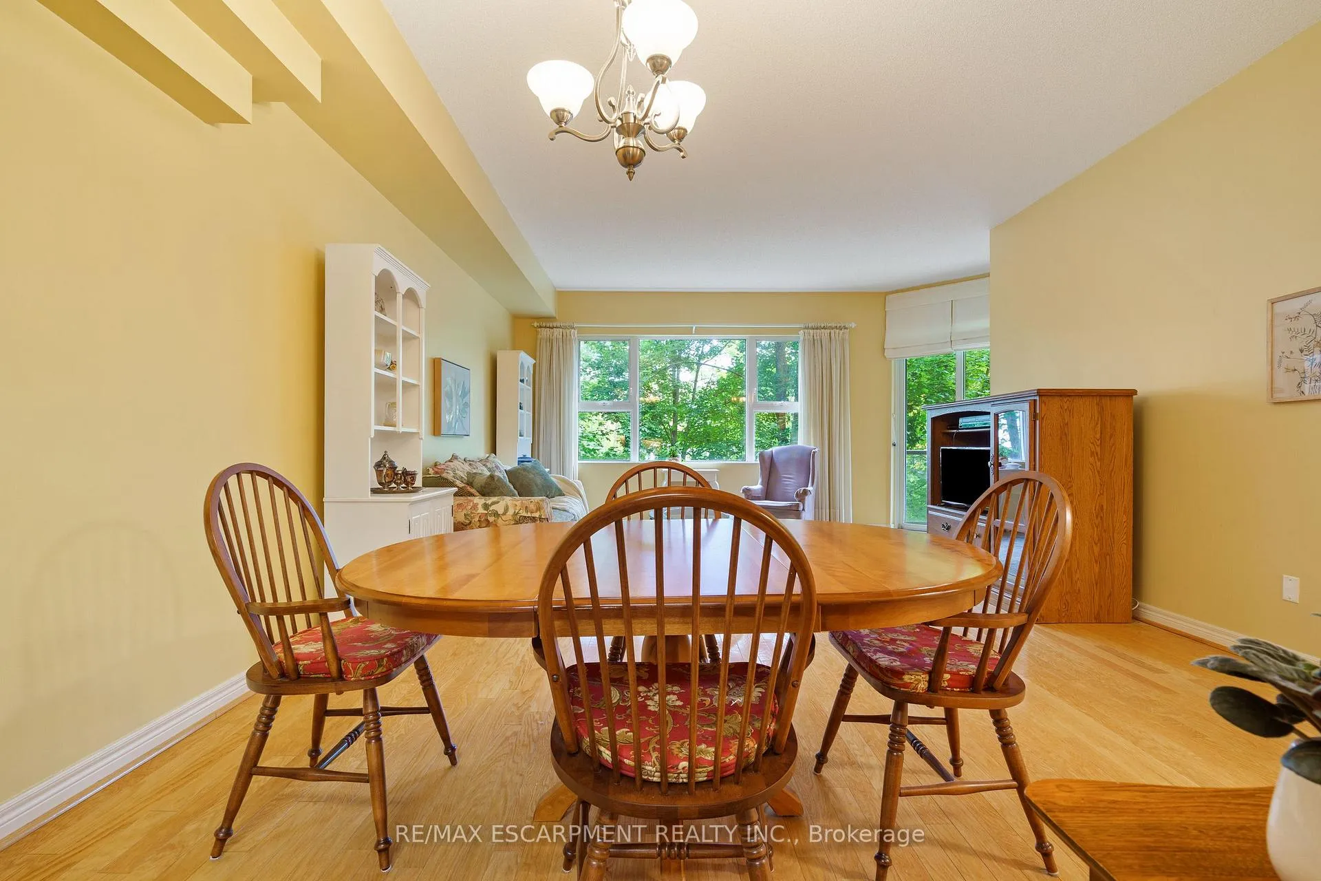 Photo 6 of Unit 102, 77 Governors Road, Hamilton, Dundas — HOMEH