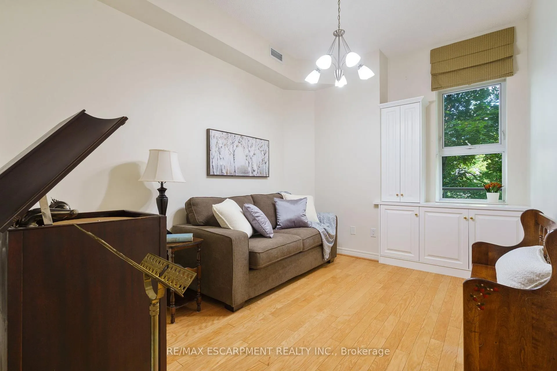 Photo 23 of Unit 102, 77 Governors Road, Hamilton, Dundas — HOMEH