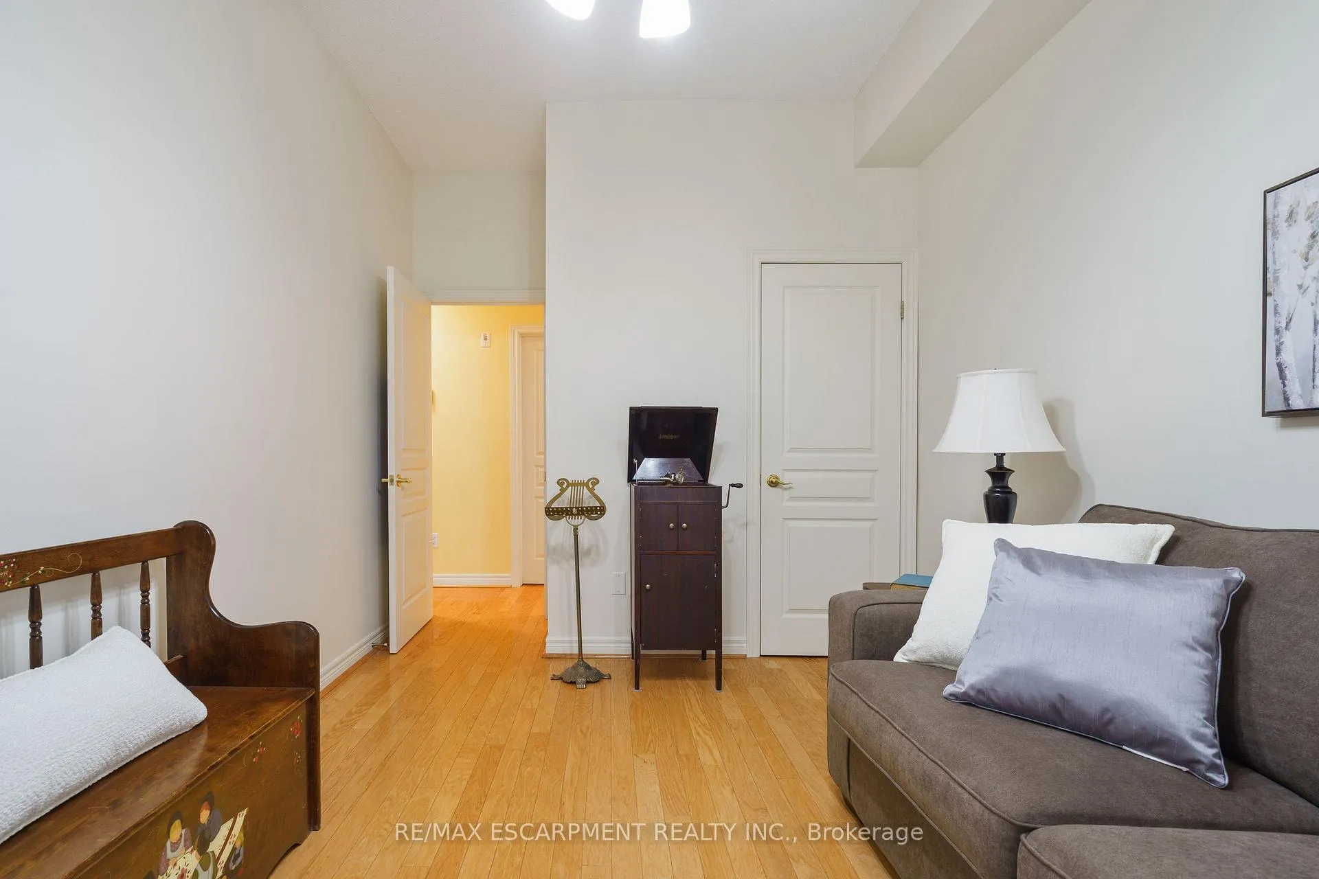 Photo 24 of Unit 102, 77 Governors Road, Hamilton, Dundas — HOMEH