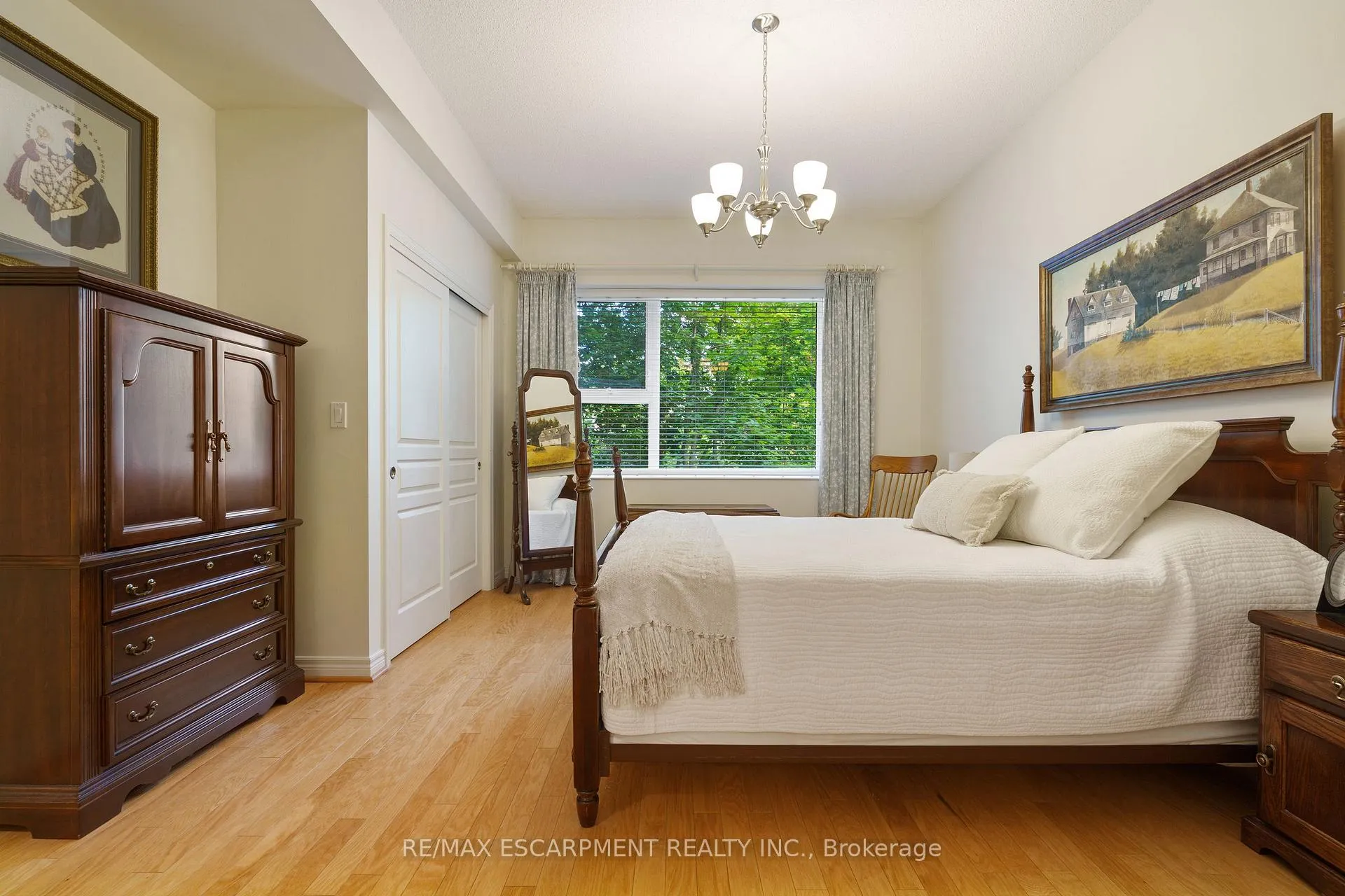 Photo 28 of Unit 102, 77 Governors Road, Hamilton, Dundas — HOMEH