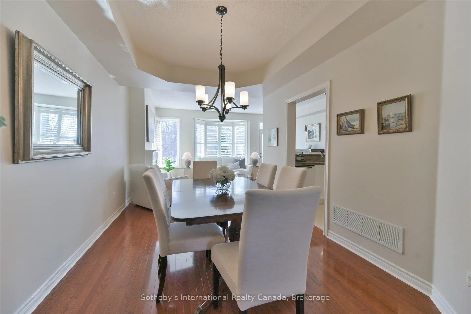Photo 6 of Unit 21, 300 Ravineview Way, Oakville, Wedgewood Creek — HOMEH