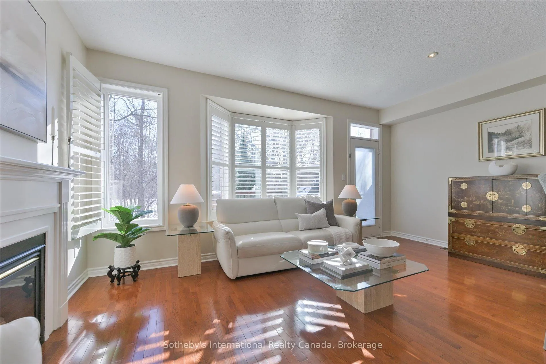 Photo 7 of Unit 21, 300 Ravineview Way, Oakville, Wedgewood Creek — HOMEH
