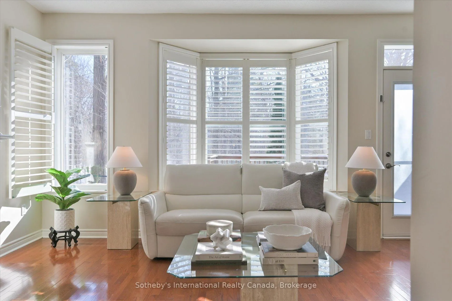 Photo 8 of Unit 21, 300 Ravineview Way, Oakville, Wedgewood Creek — HOMEH