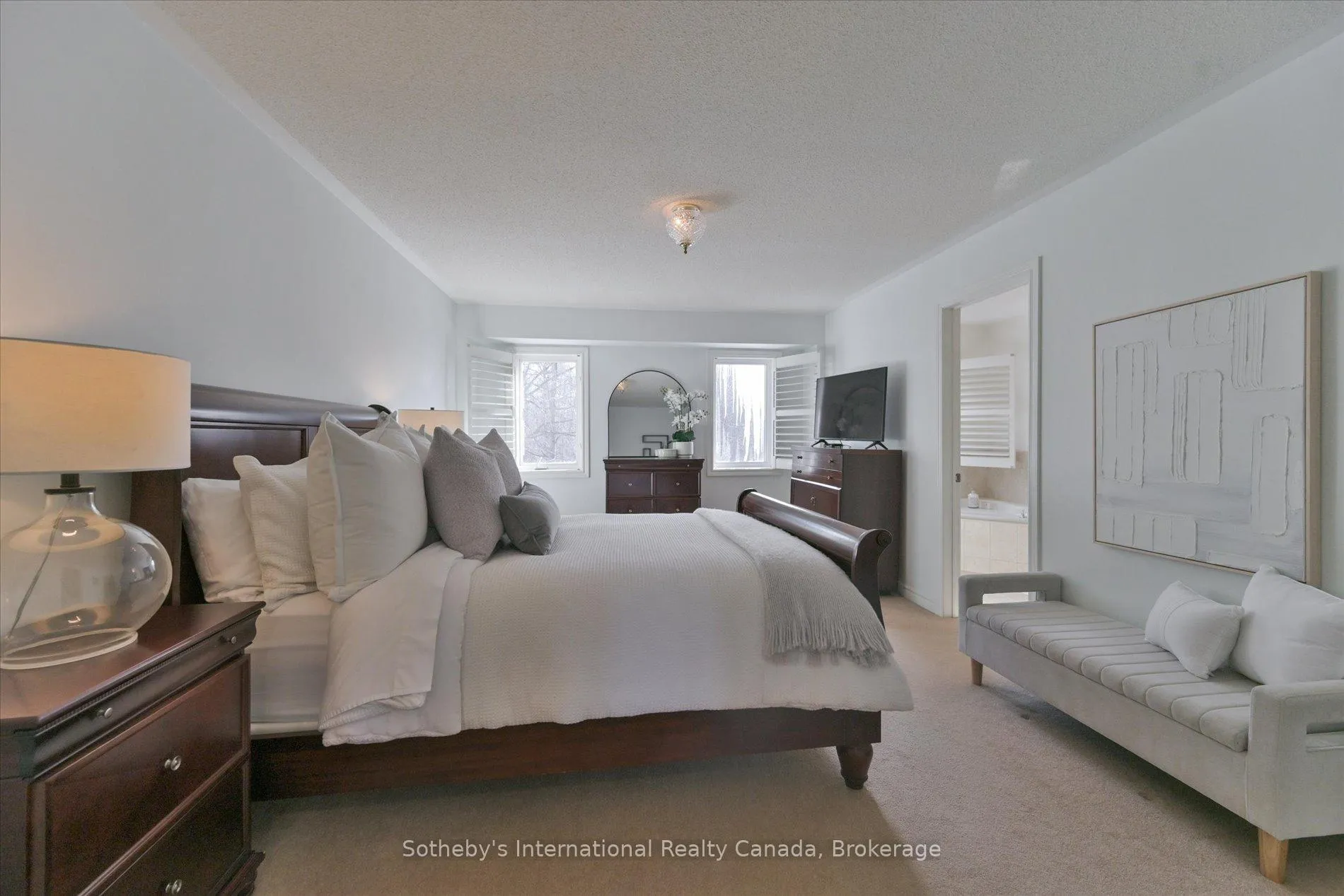 Photo 18 of Unit 21, 300 Ravineview Way, Oakville, Wedgewood Creek — HOMEH