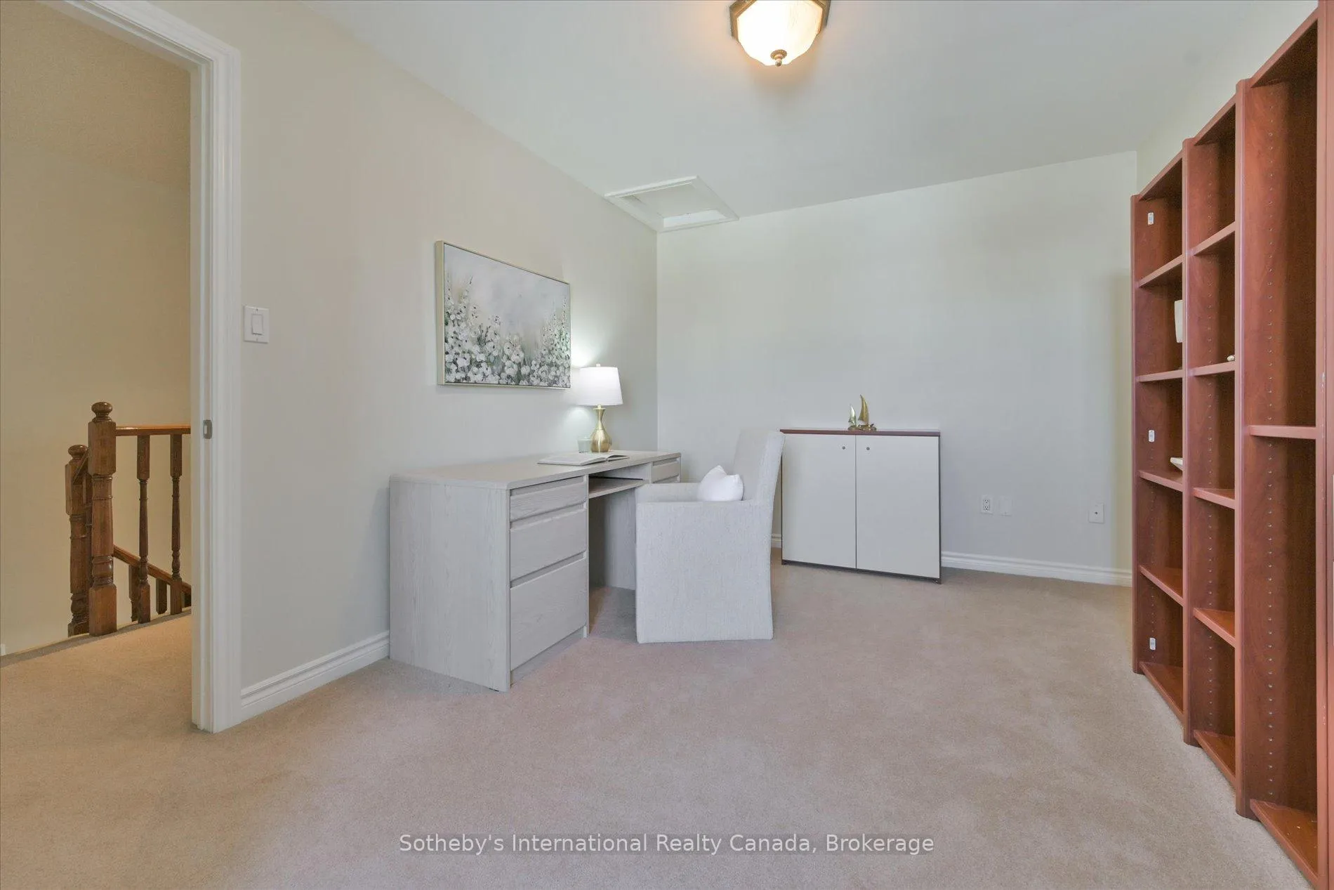 Photo 33 of Unit 21, 300 Ravineview Way, Oakville, Wedgewood Creek — HOMEH