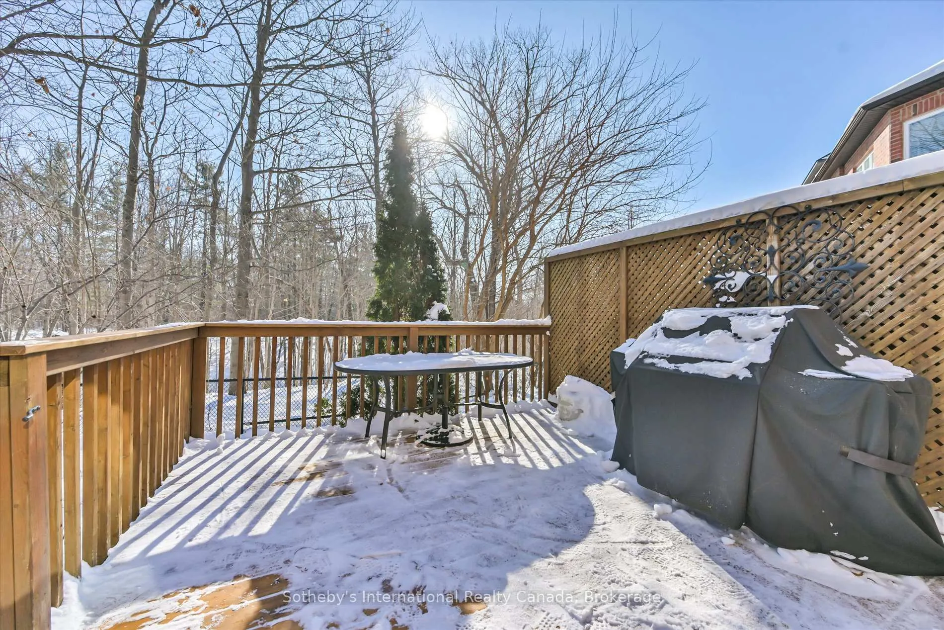Photo 41 of Unit 21, 300 Ravineview Way, Oakville, Wedgewood Creek — HOMEH