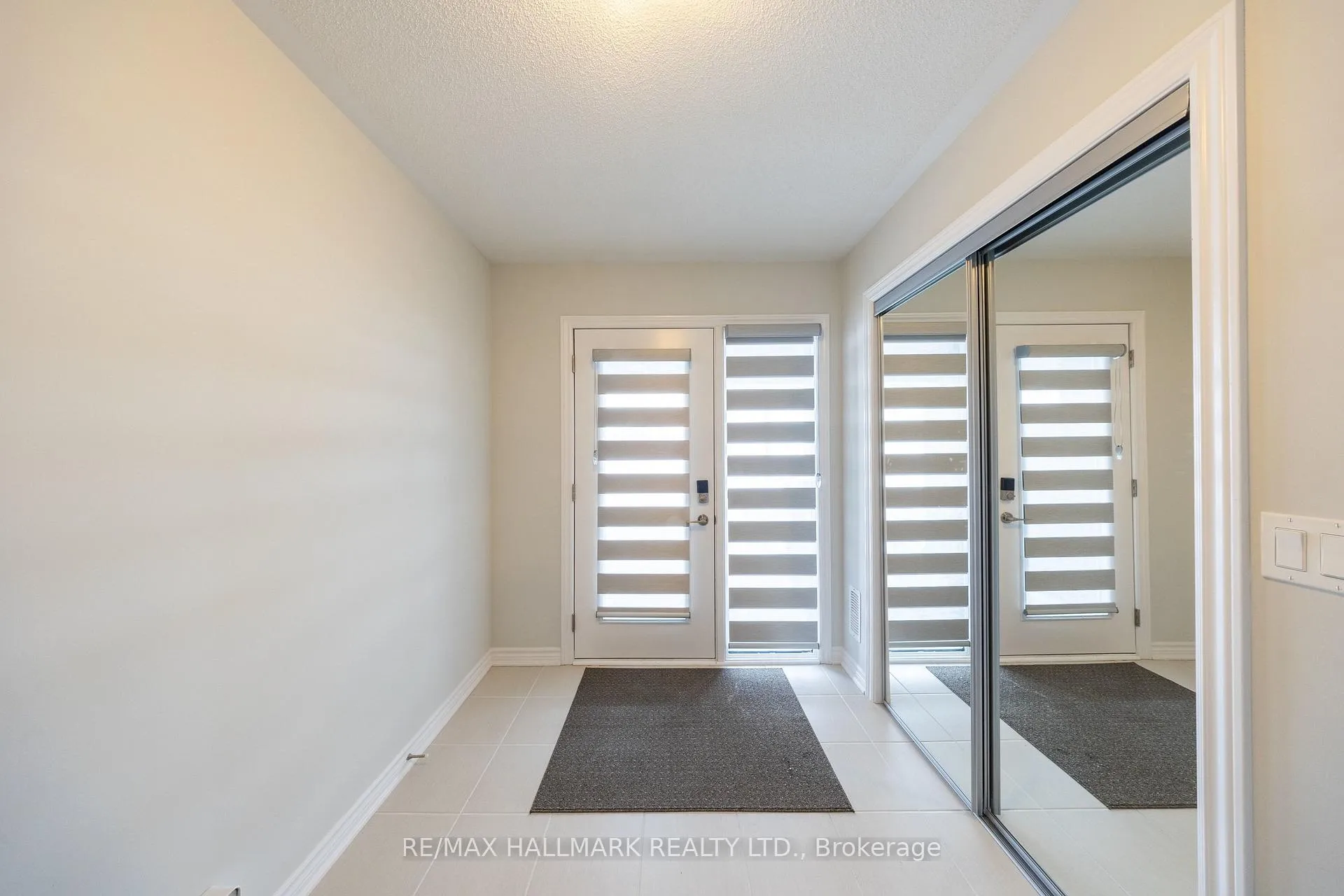 Photo 4 of 1198 Greentree Path, Oshawa, Kedron — HOMEH