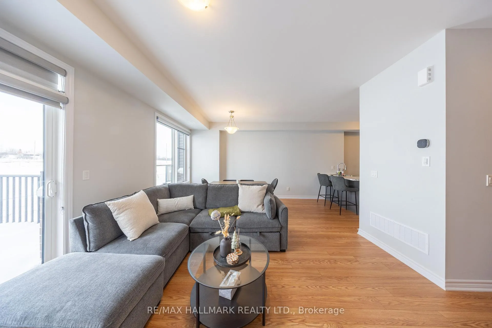 Photo 6 of 1198 Greentree Path, Oshawa, Kedron — HOMEH