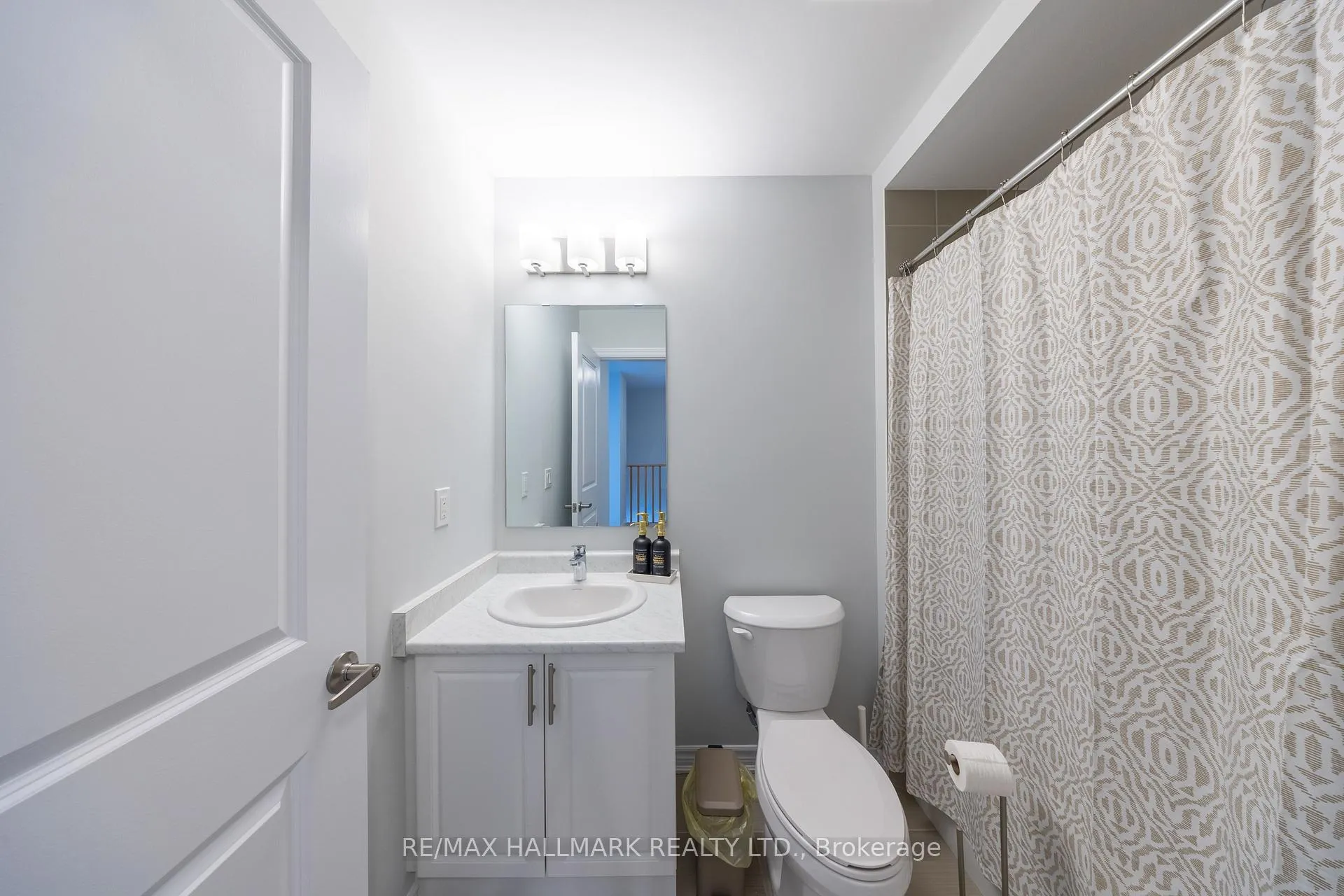 Photo 18 of 1198 Greentree Path, Oshawa, Kedron — HOMEH