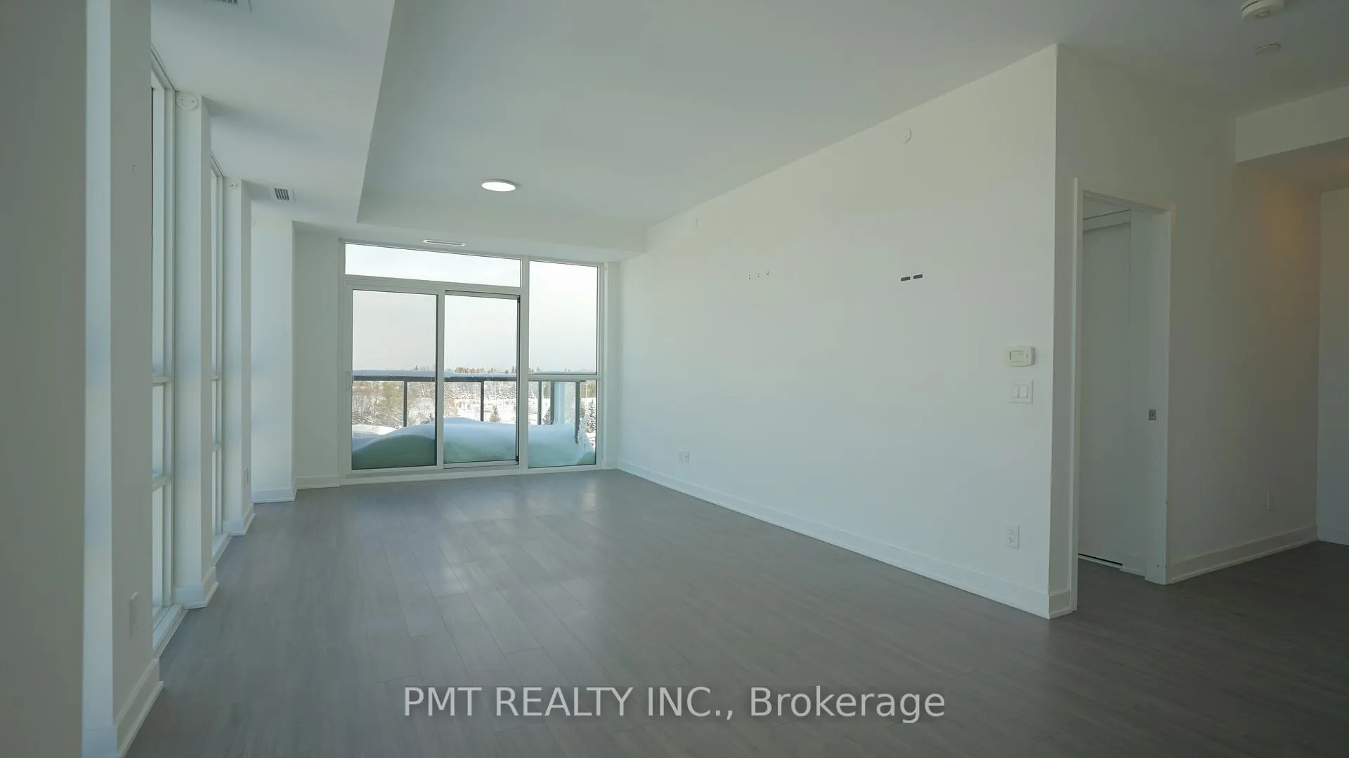 Photo 4 of Unit 622, 681 Yonge Street, Barrie, Painswick South — HOMEH